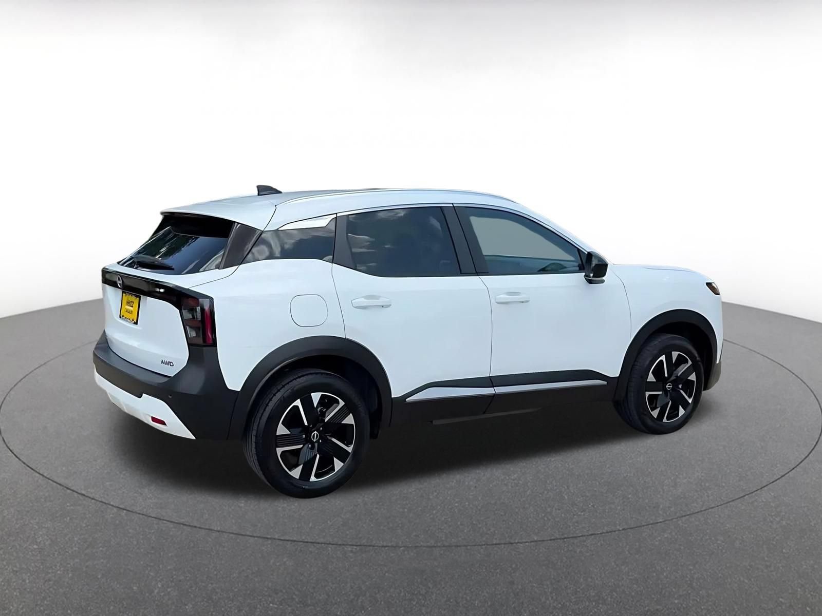 Thumbnail: 2026 Nissan Kicks - 12