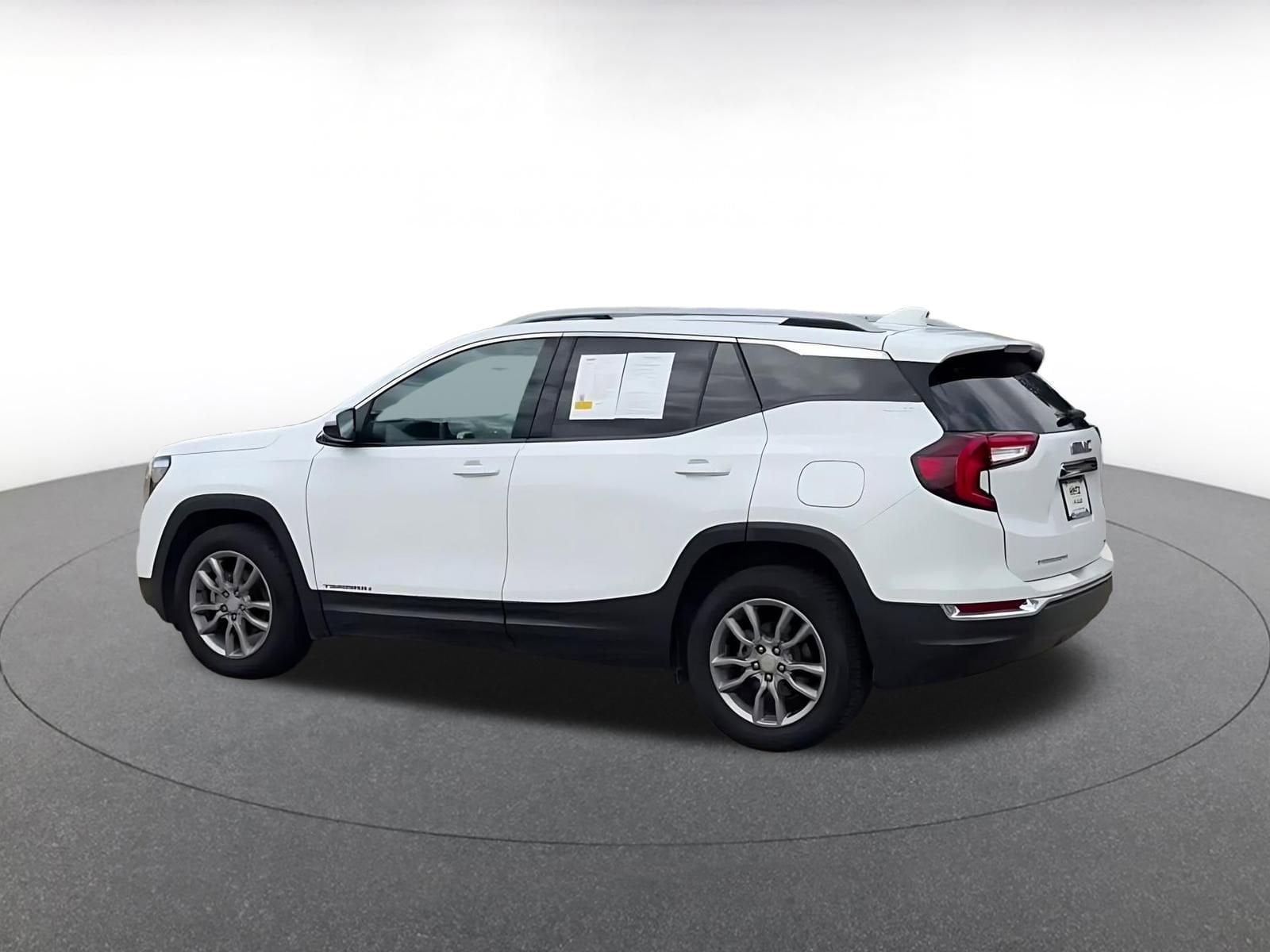Thumbnail: 2024 GMC Terrain - 10