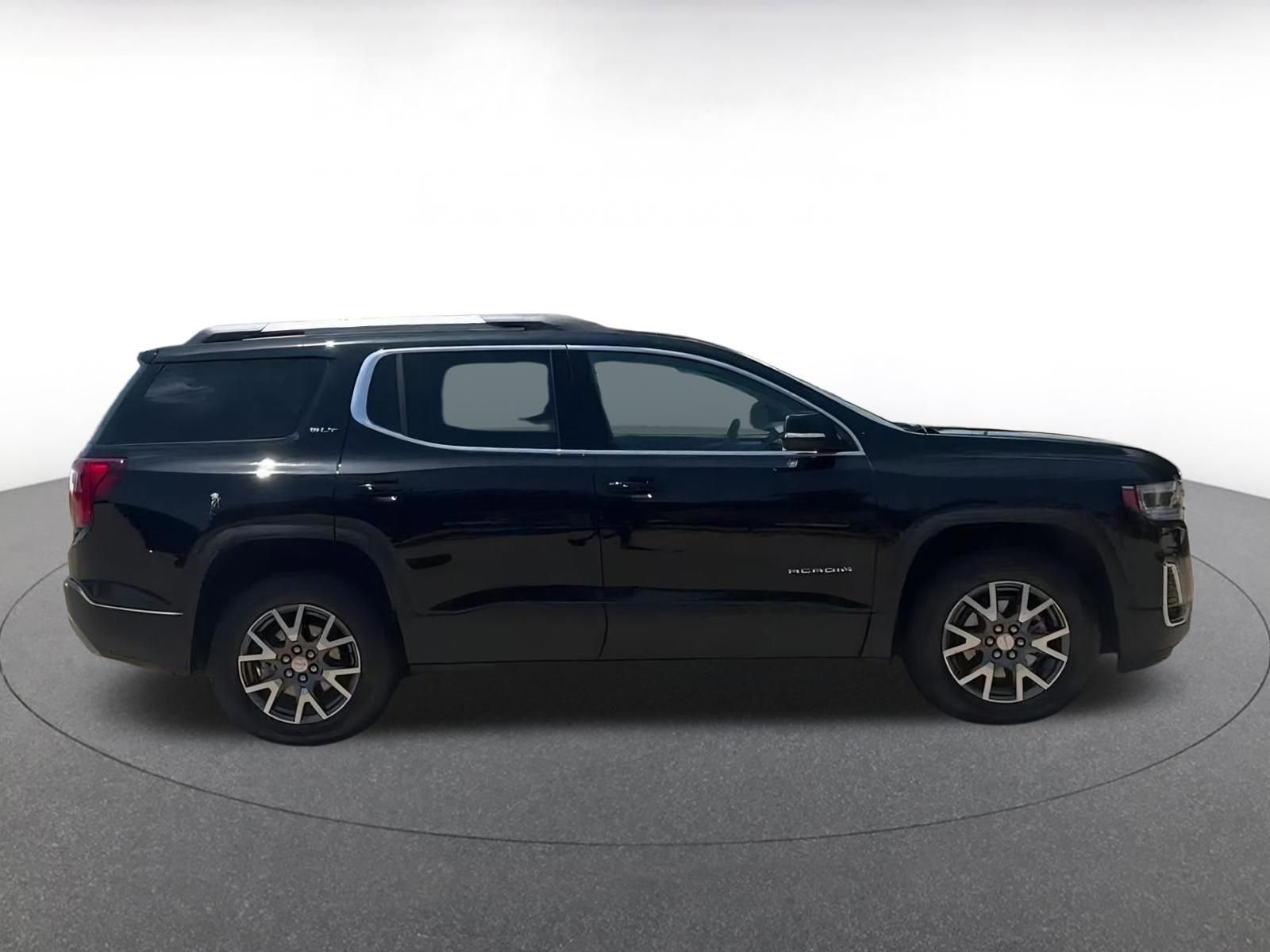 Thumbnail: 2023 GMC Acadia - 16
