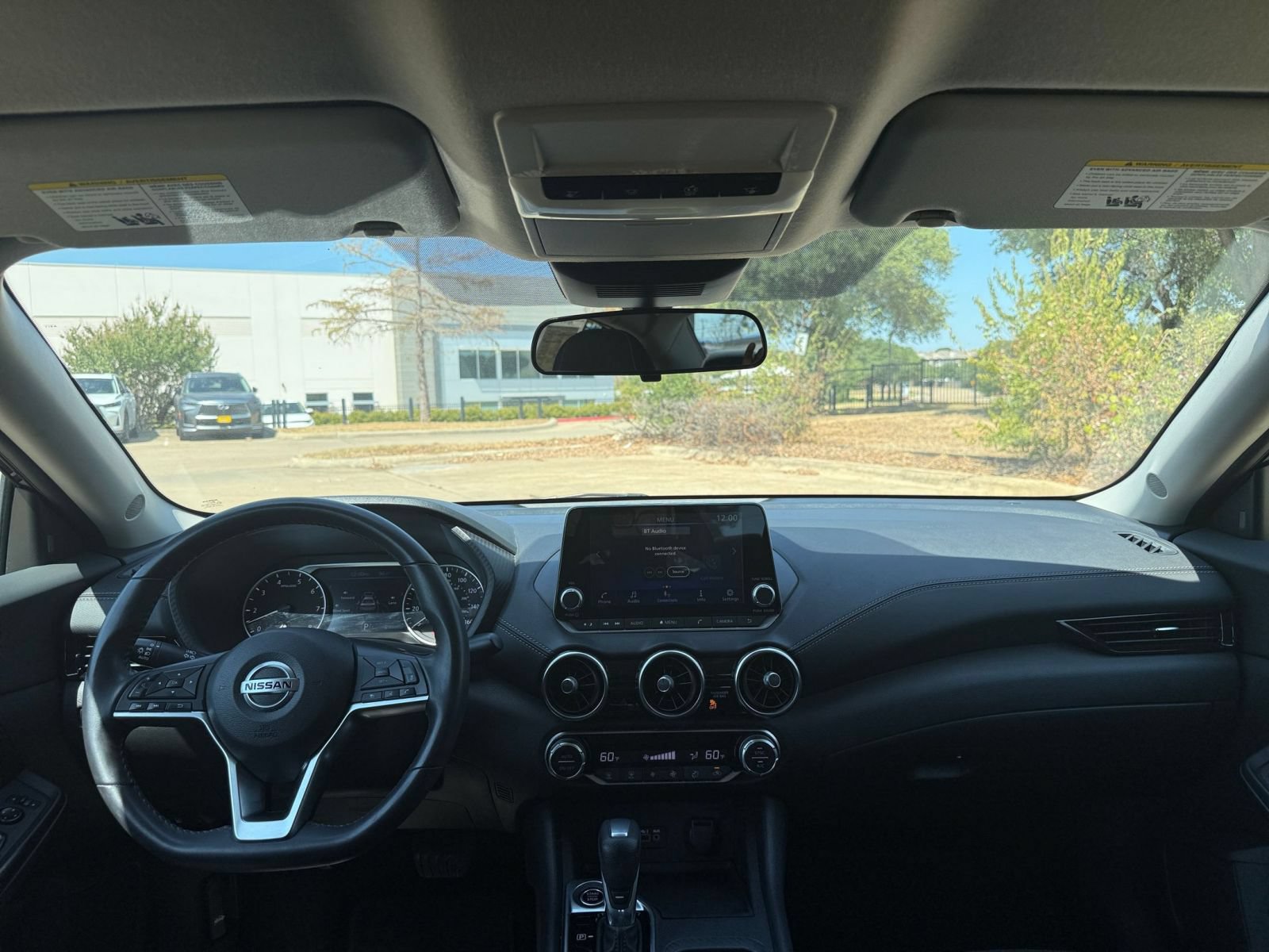Thumbnail: 2021 Nissan Sentra - 32