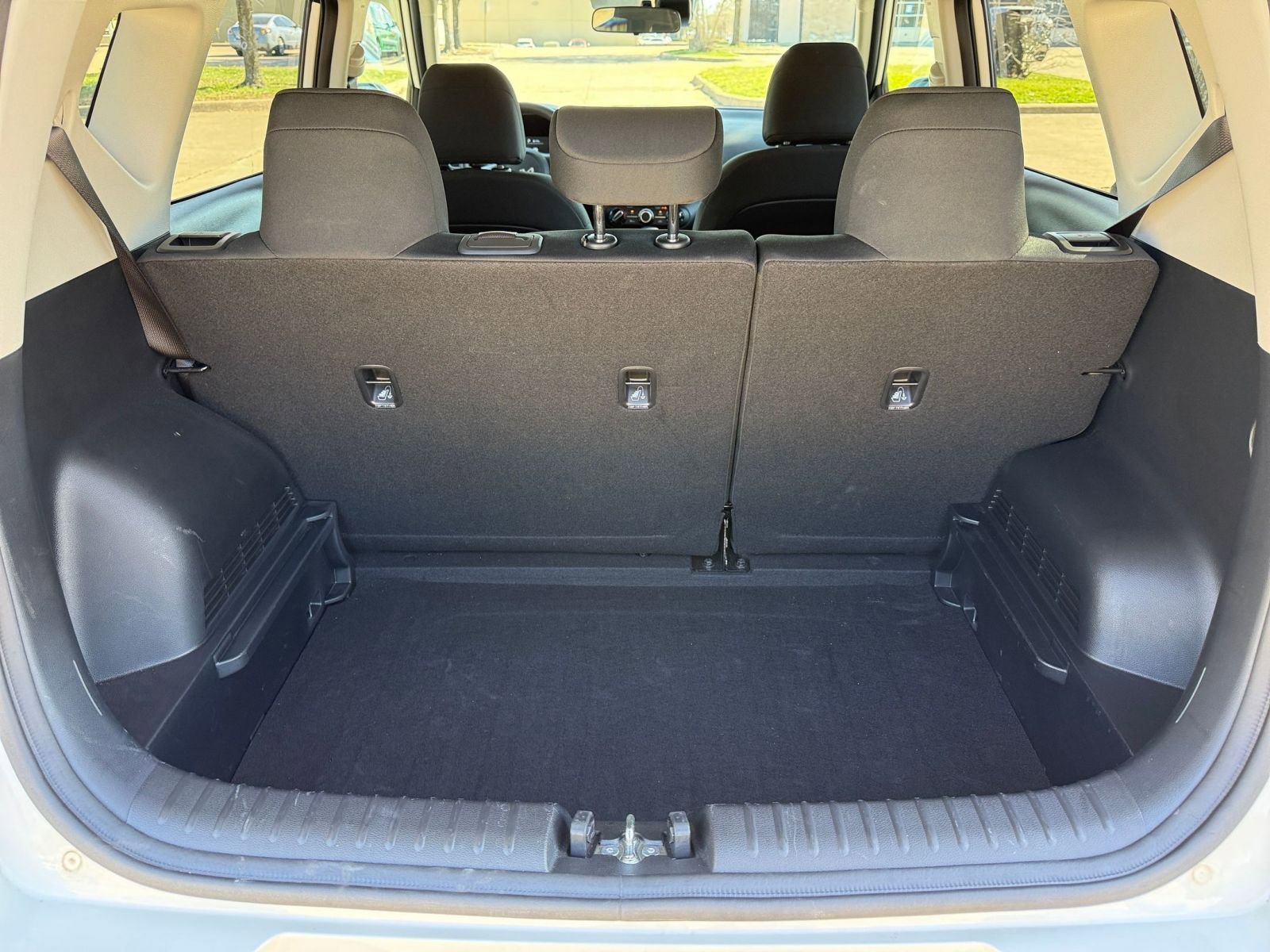 Thumbnail: 2025 Kia Soul - 31