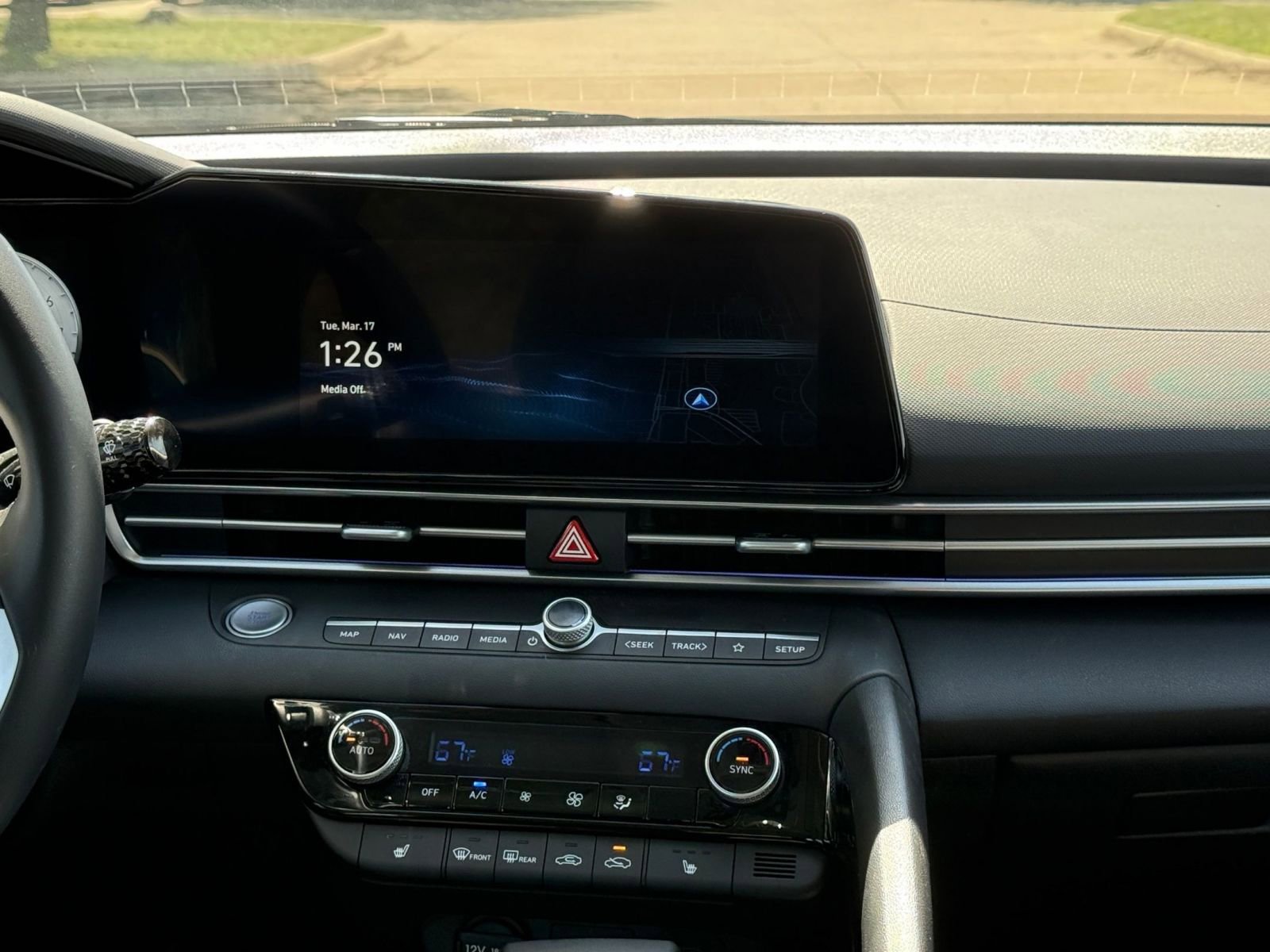 Thumbnail: 2025 Hyundai Elantra - 17