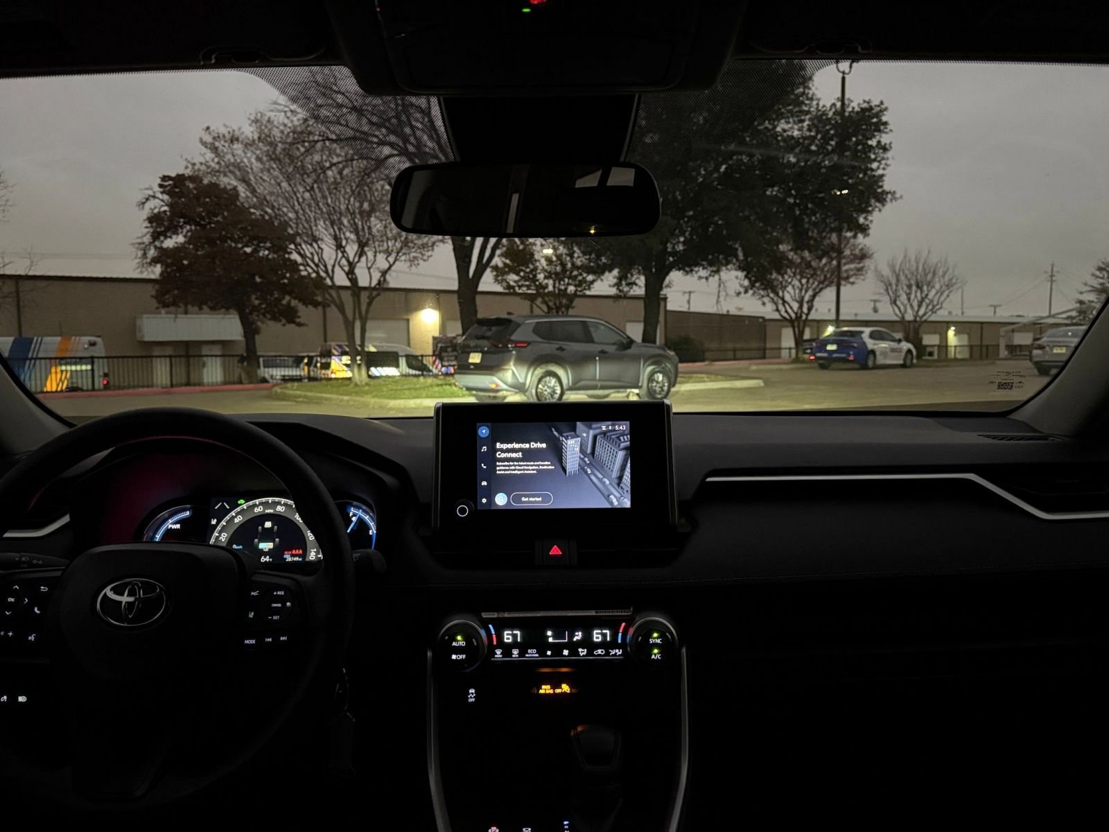 Thumbnail: 2025 Toyota RAV4 - 33