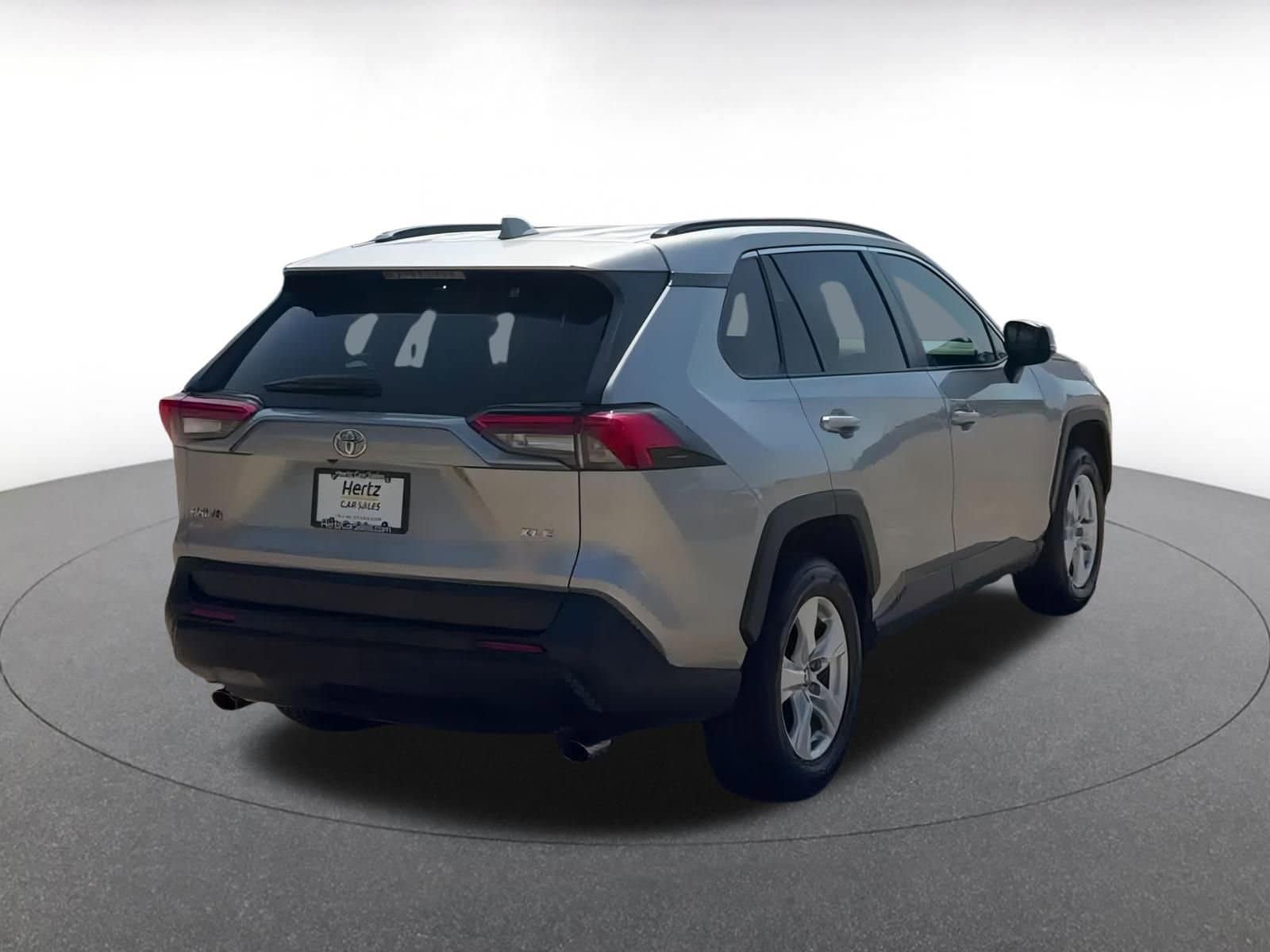 Thumbnail: 2021 Toyota RAV4 - 14