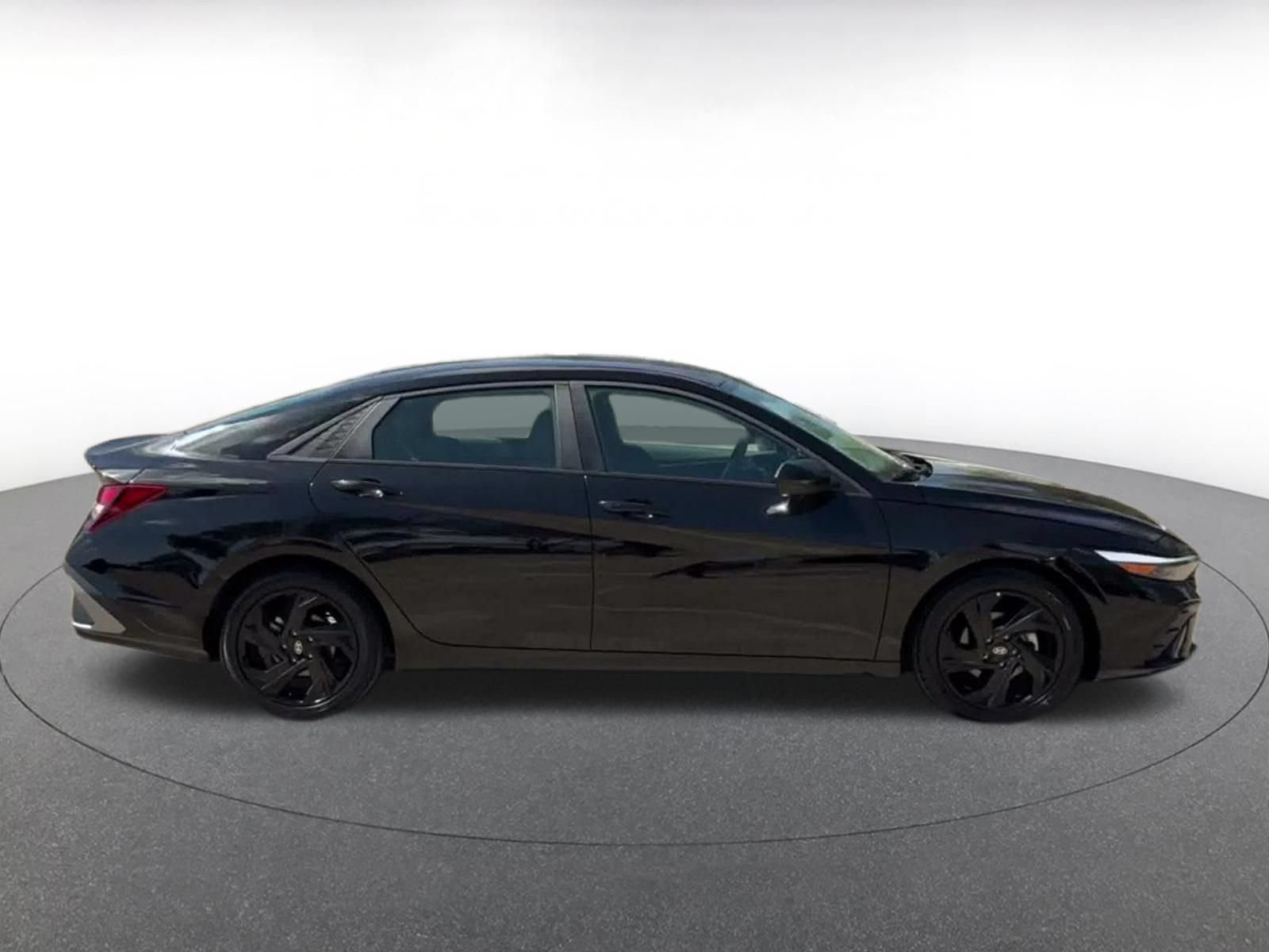 Thumbnail: 2026 Hyundai Elantra - 15