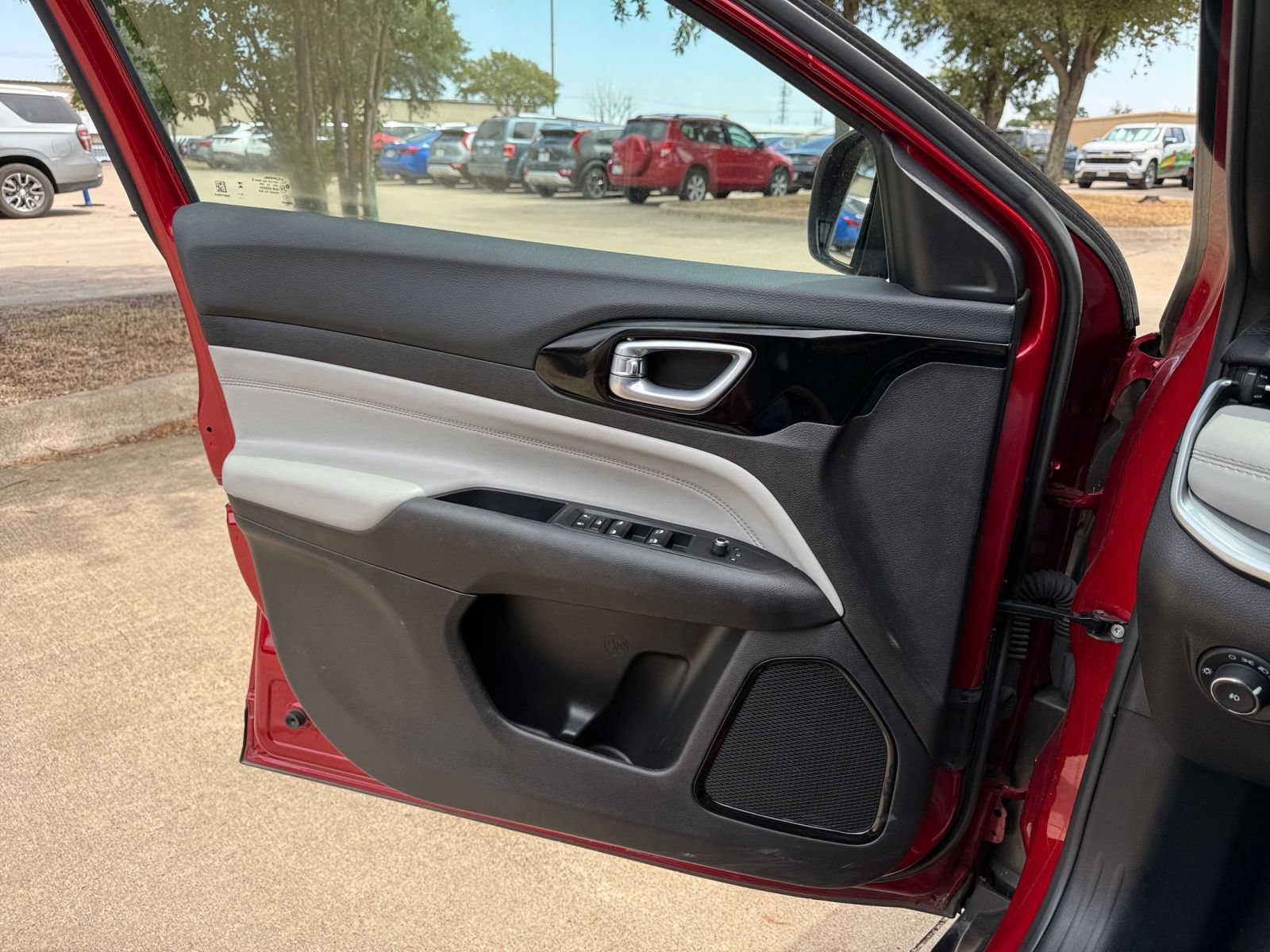 Thumbnail: 2025 Jeep Compass - 18