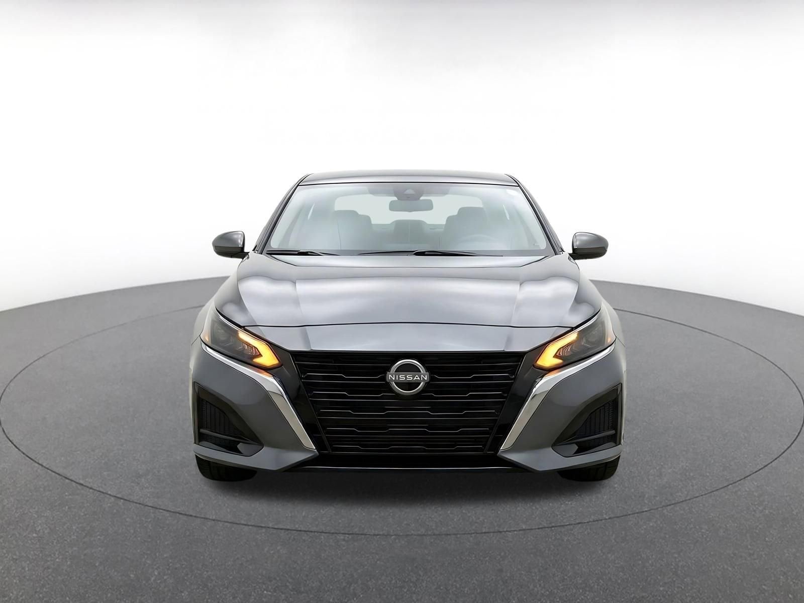 Thumbnail: 2025 Nissan Altima - 2