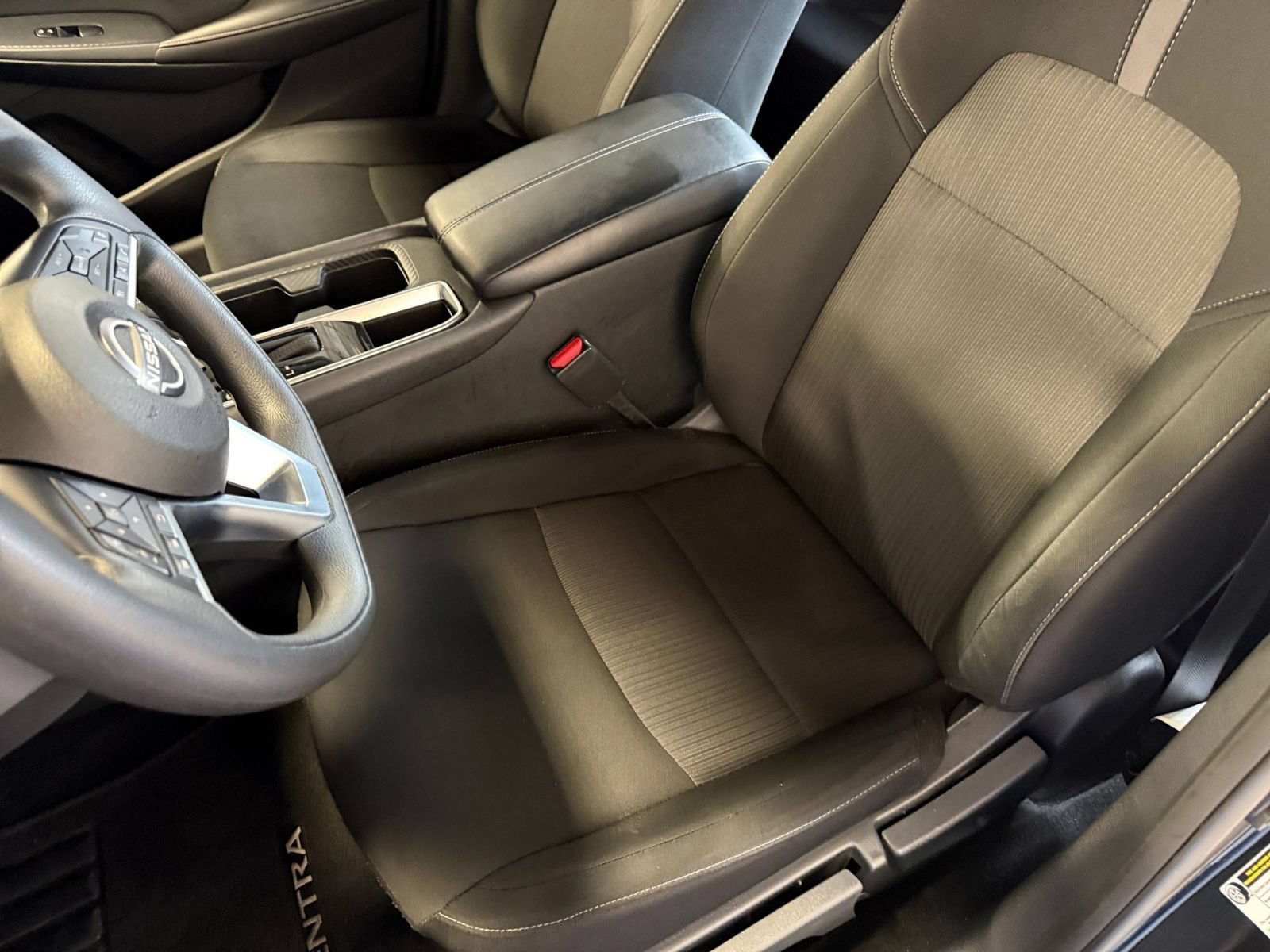Thumbnail: 2025 Nissan Sentra - 31