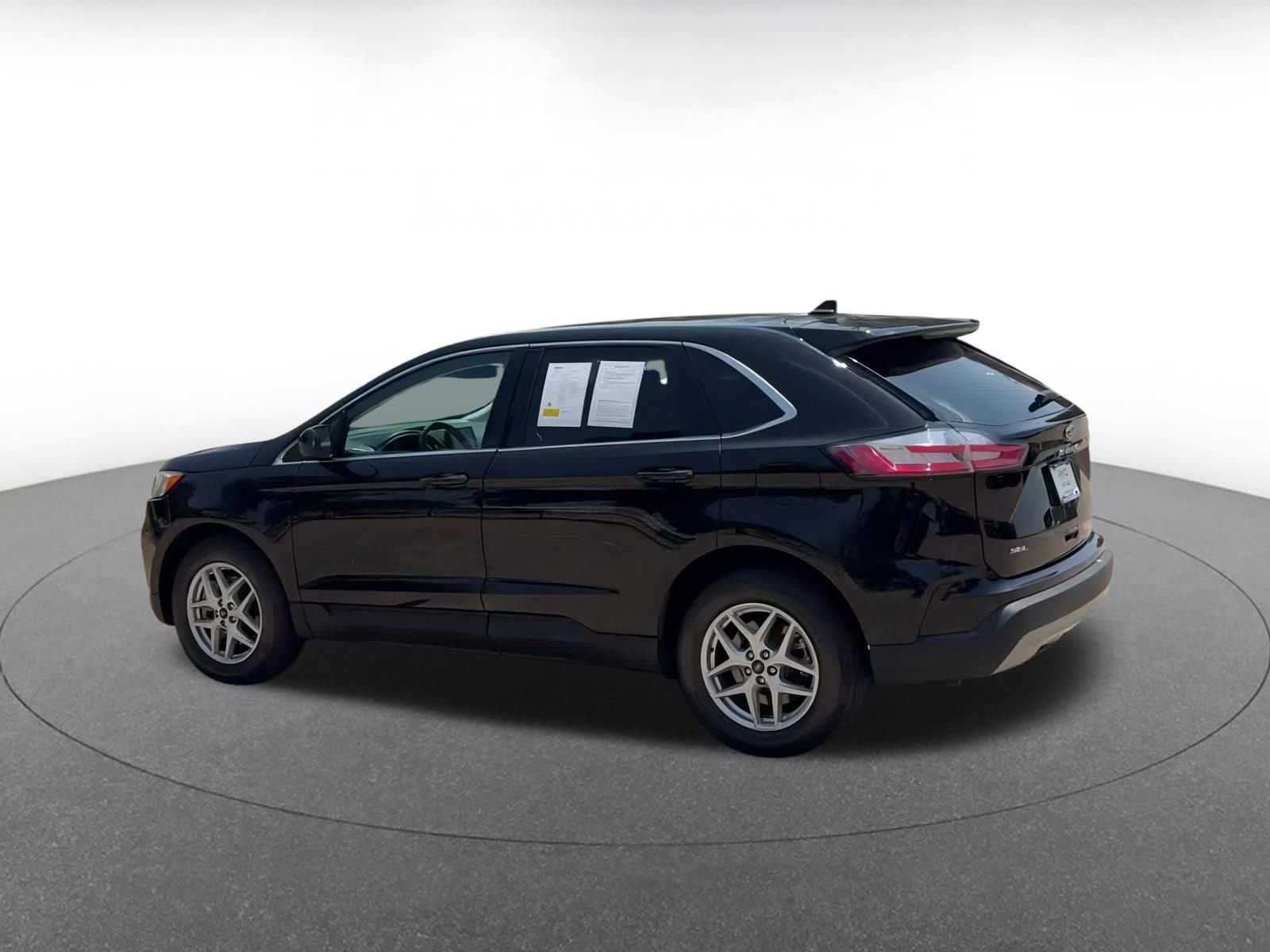 Thumbnail: 2024 Ford Edge - 10