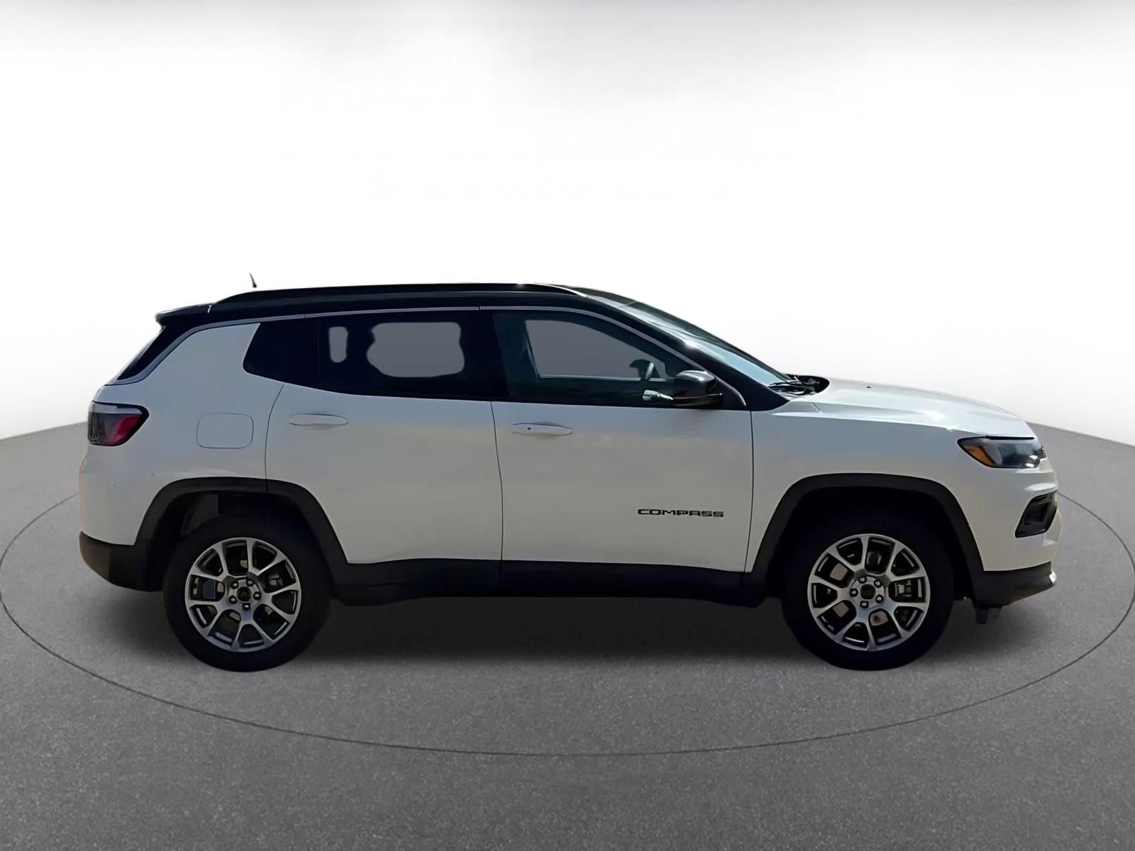 Thumbnail: 2025 Jeep Compass - 16