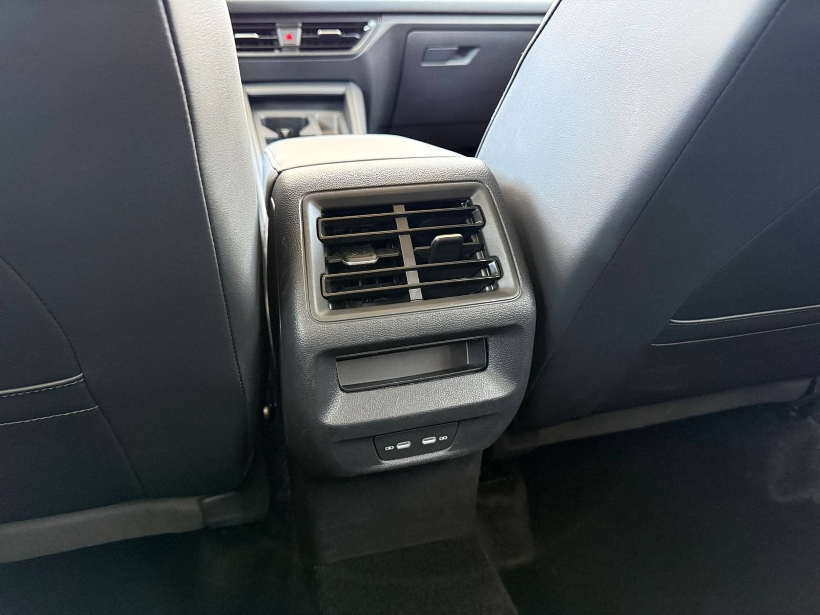 Thumbnail: 2026 Volkswagen Tiguan - 24