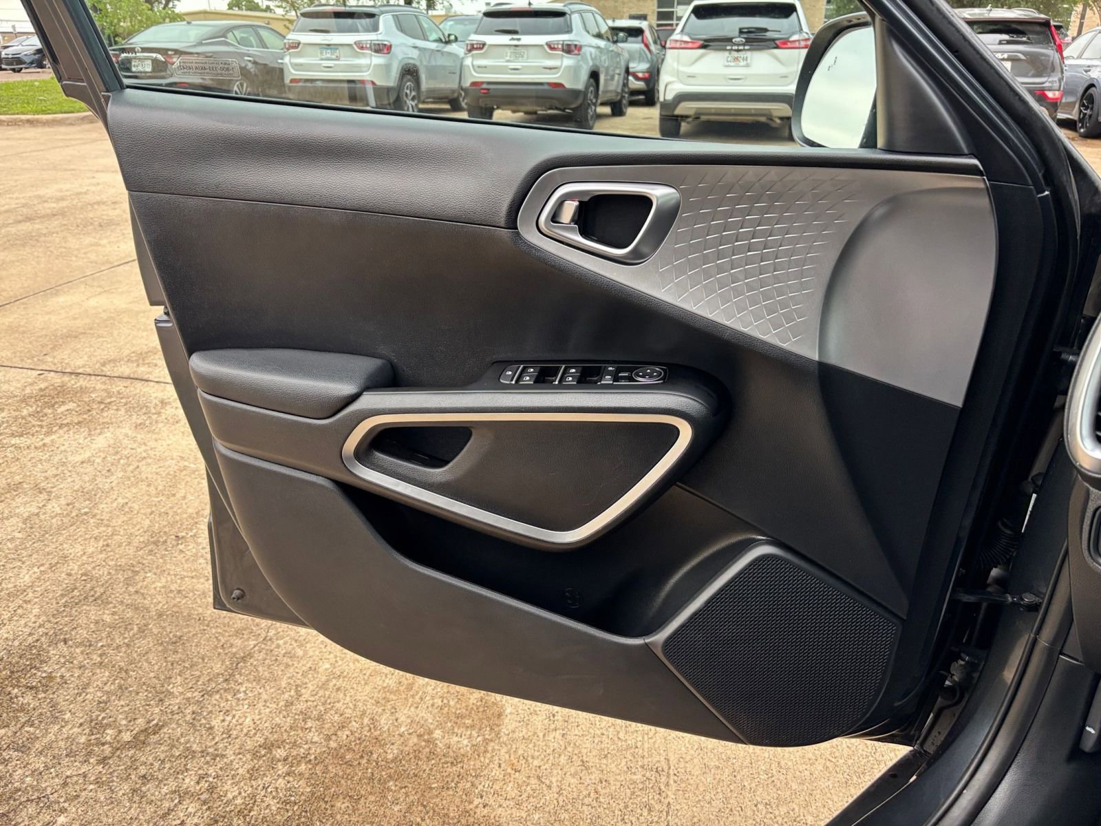 Thumbnail: 2025 Kia Soul - 18