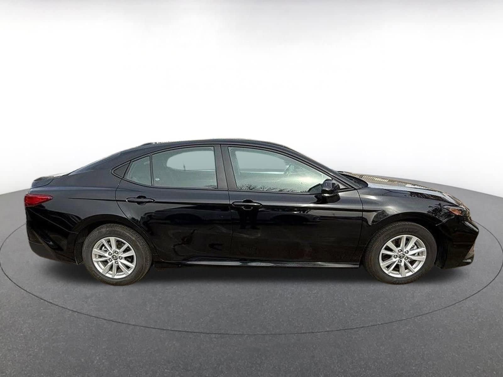 Thumbnail: 2025 Toyota Camry - 5