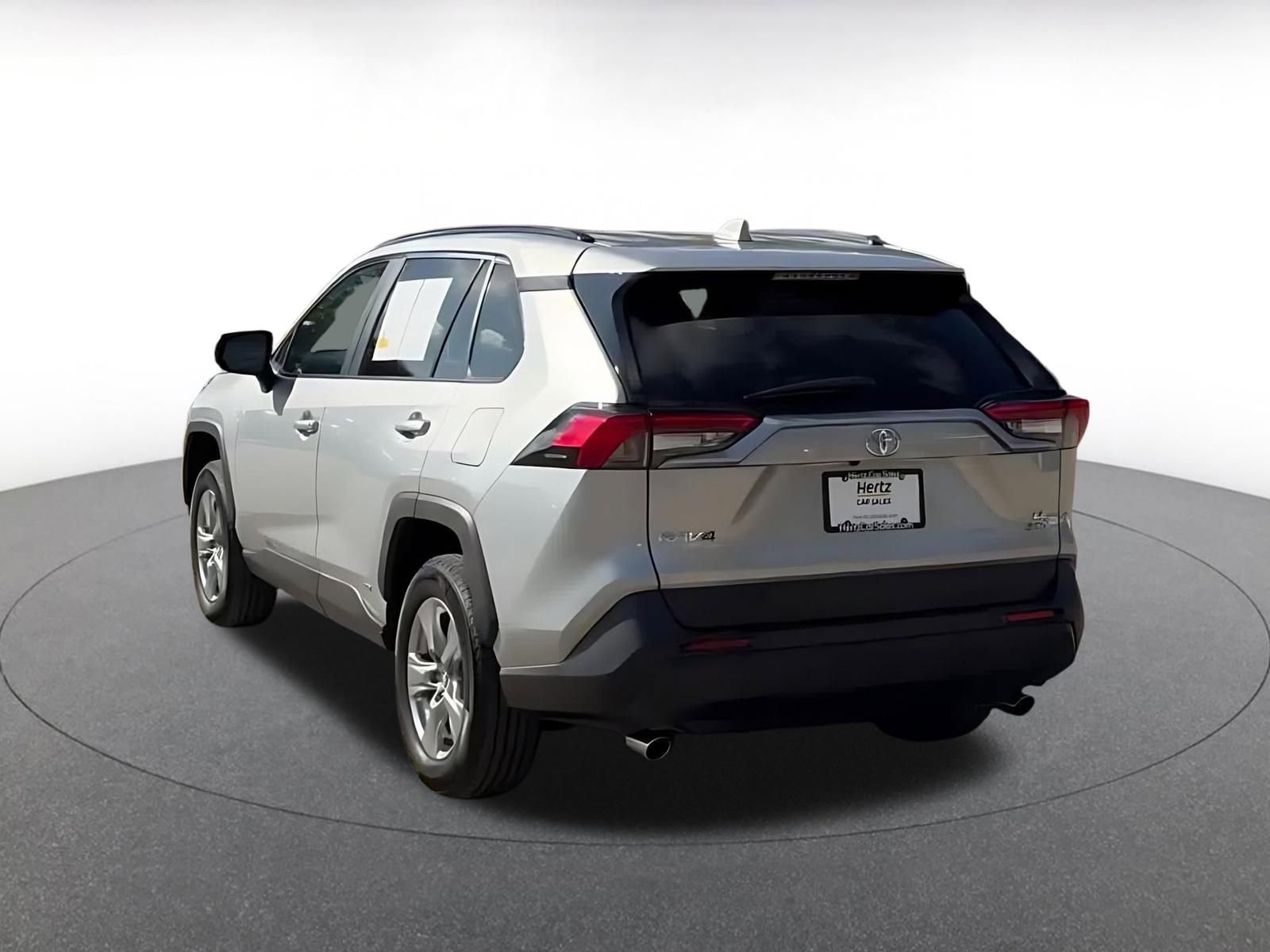 Thumbnail: 2025 Toyota RAV4 - 11