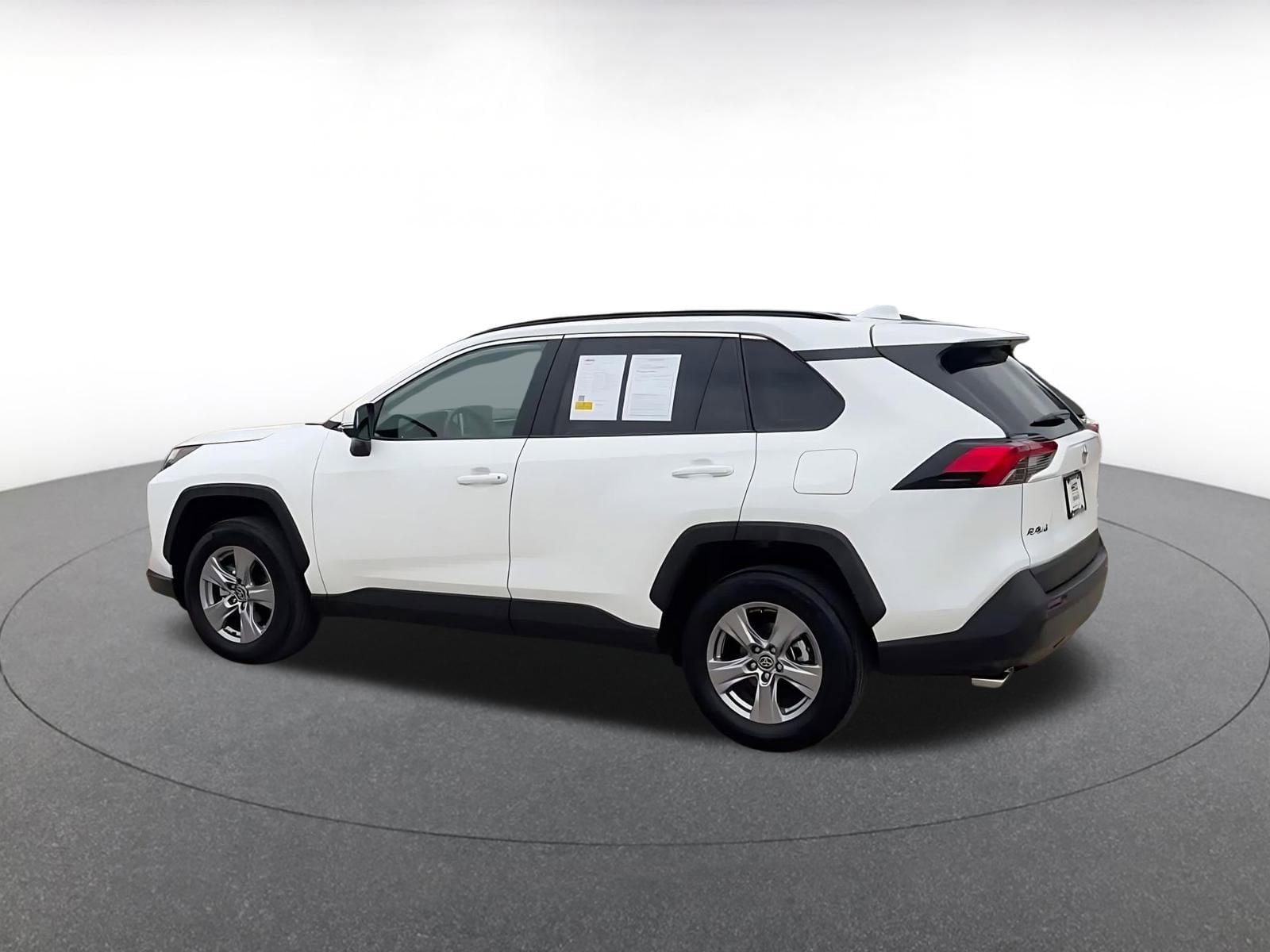 Thumbnail: 2025 Toyota RAV4 - 10