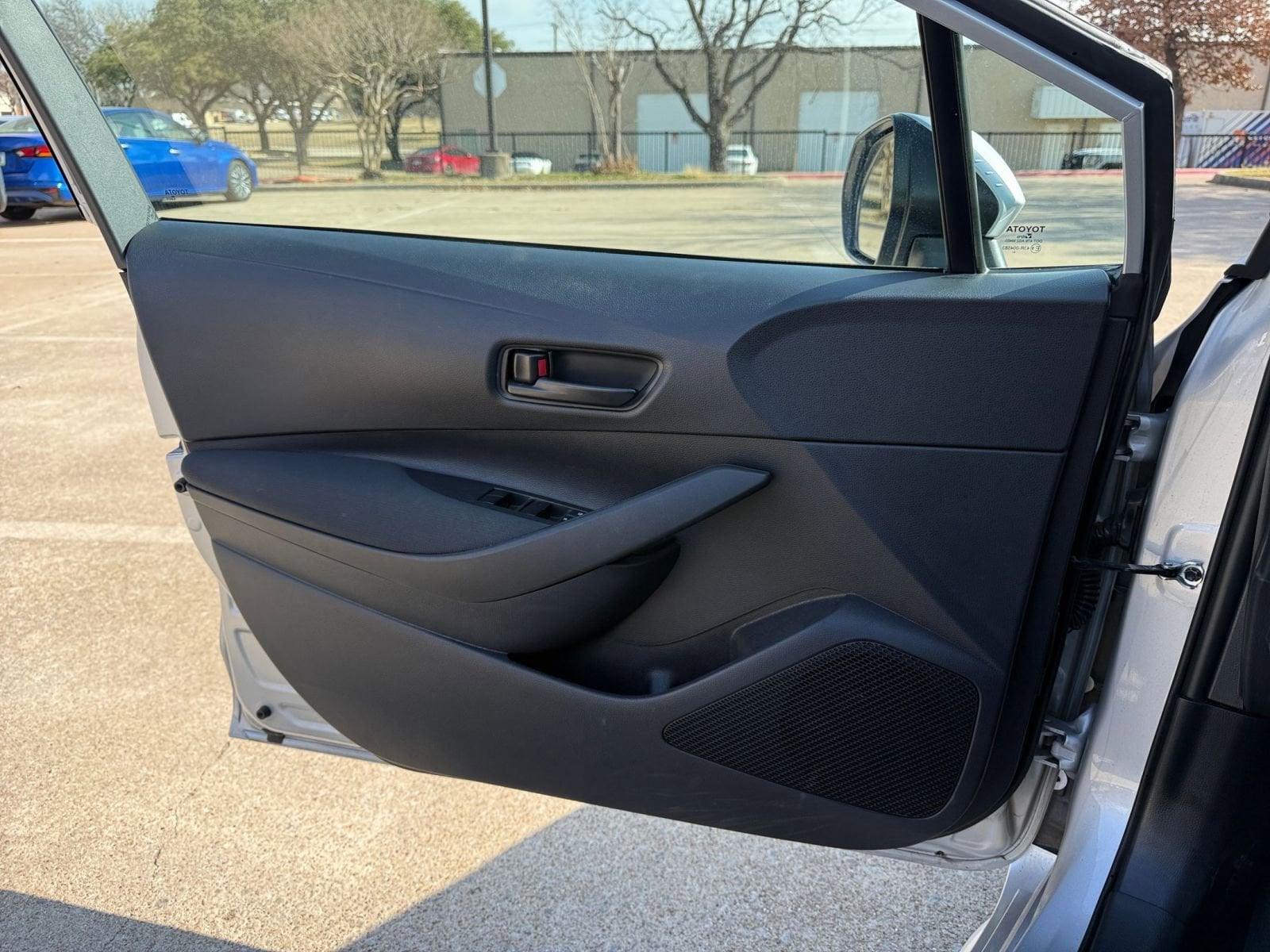 Thumbnail: 2025 Toyota Corolla - 20