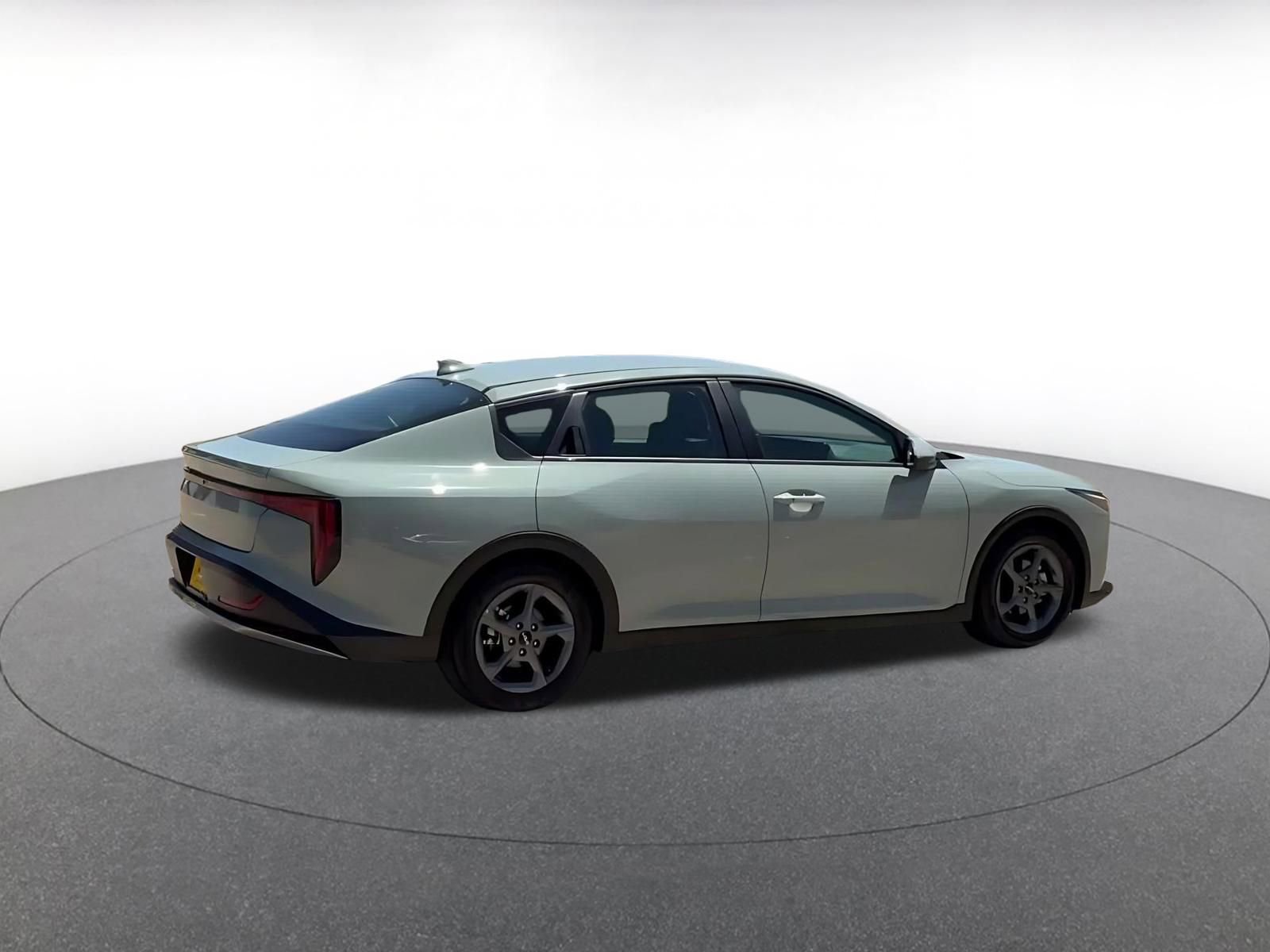 Thumbnail: 2025 Kia K4 - 15