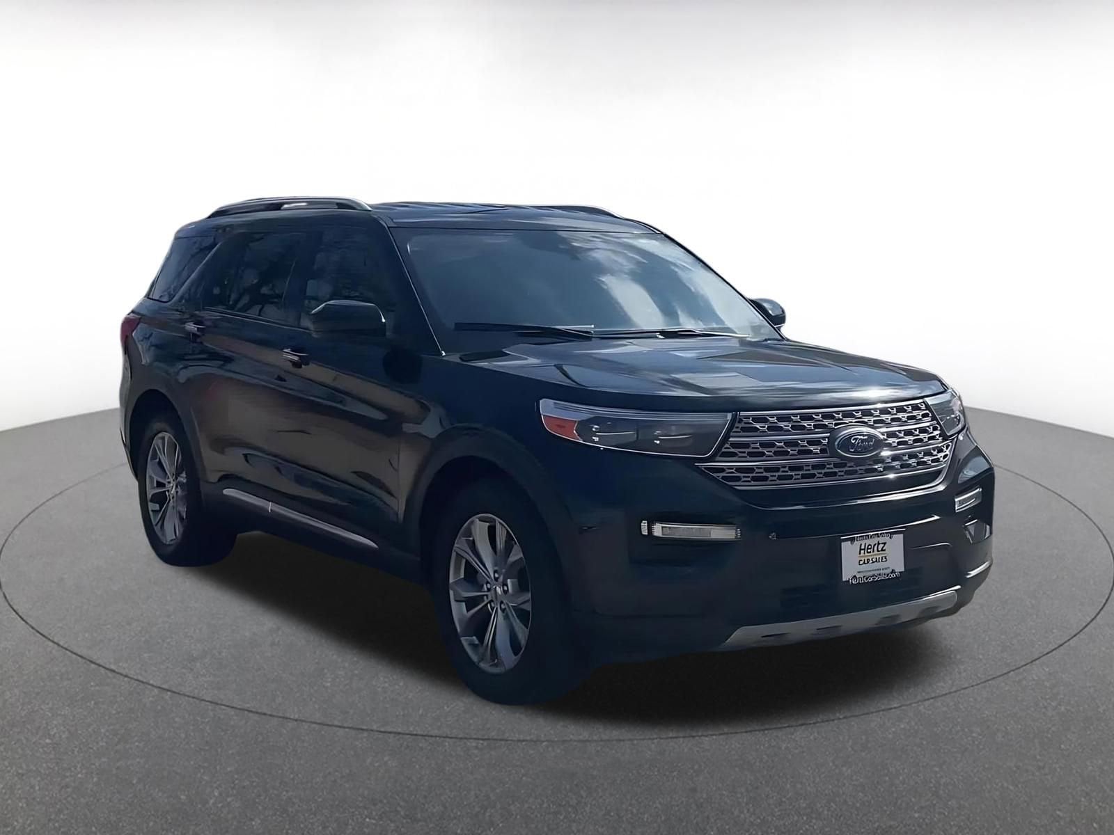 Thumbnail: 2023 Ford Explorer - 3