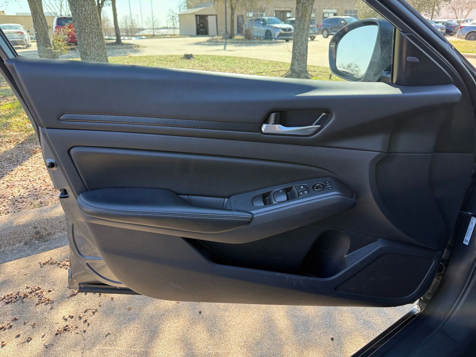 Thumbnail: 2025 Nissan Altima - 18