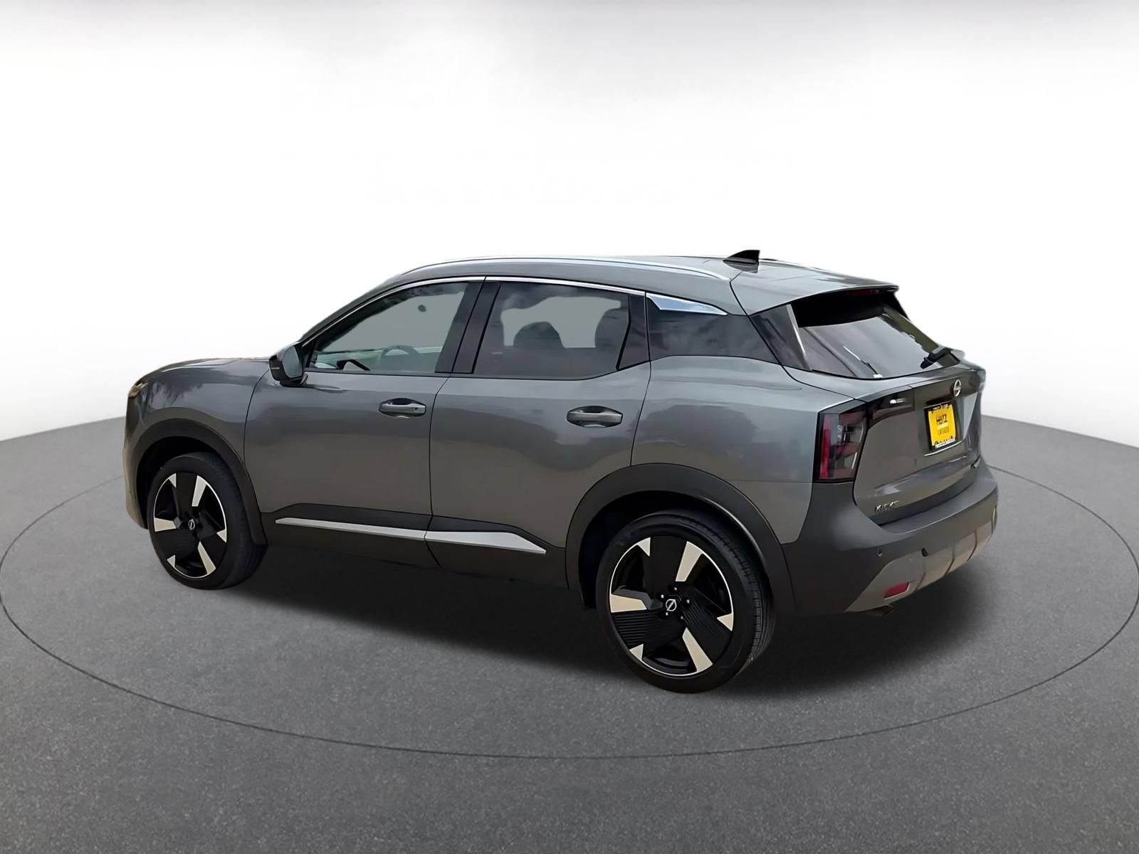 Thumbnail: 2026 Nissan Kicks - 9