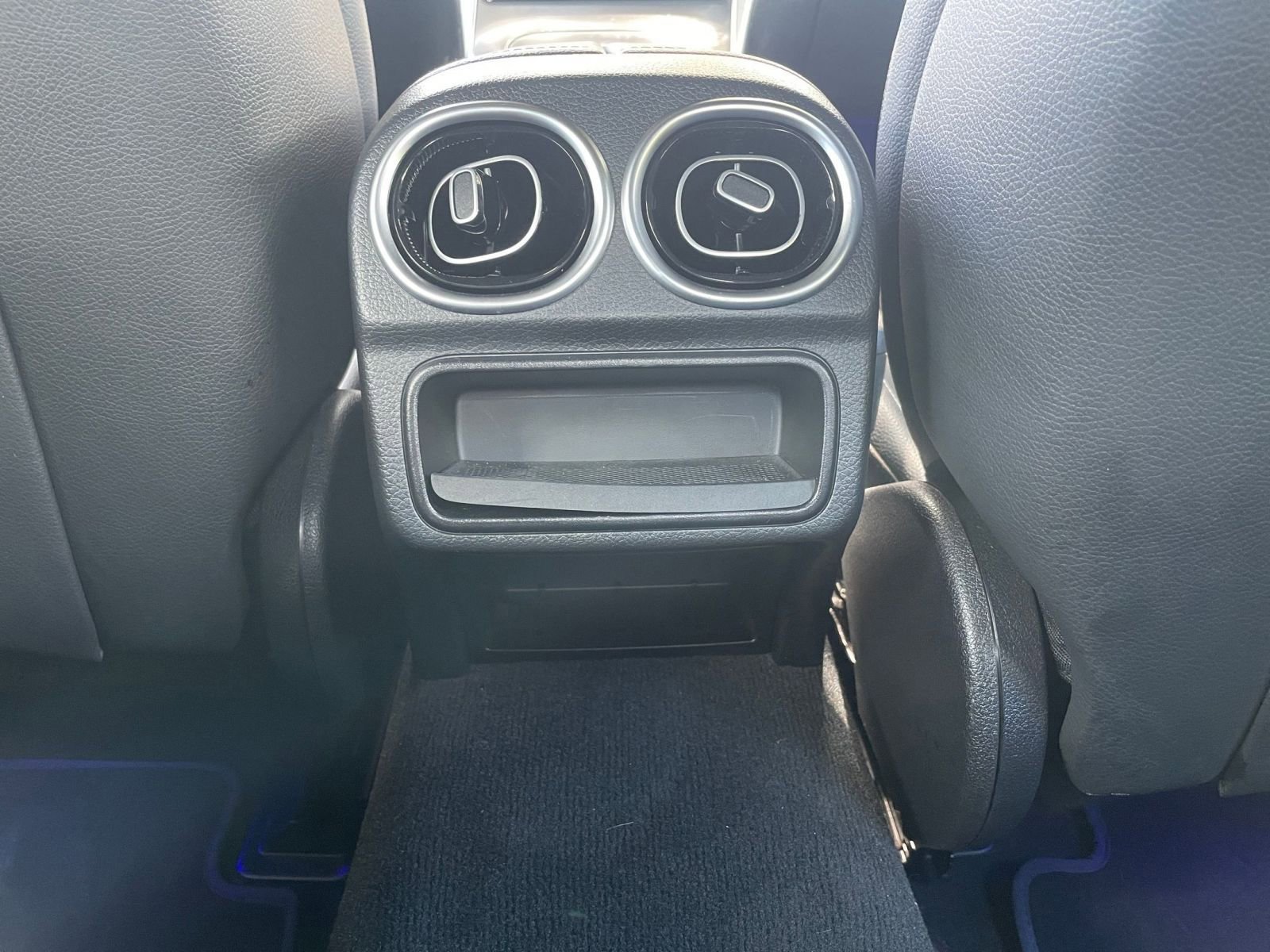 Thumbnail: 2024 Mercedes-Benz C-Class - 24