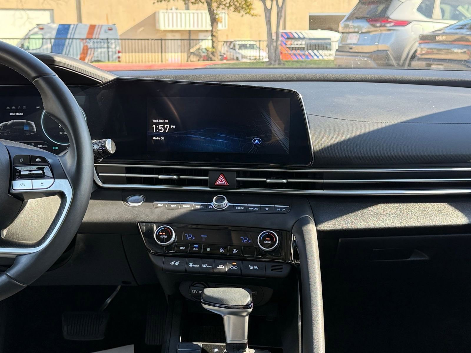 Thumbnail: 2025 Hyundai Elantra - 20