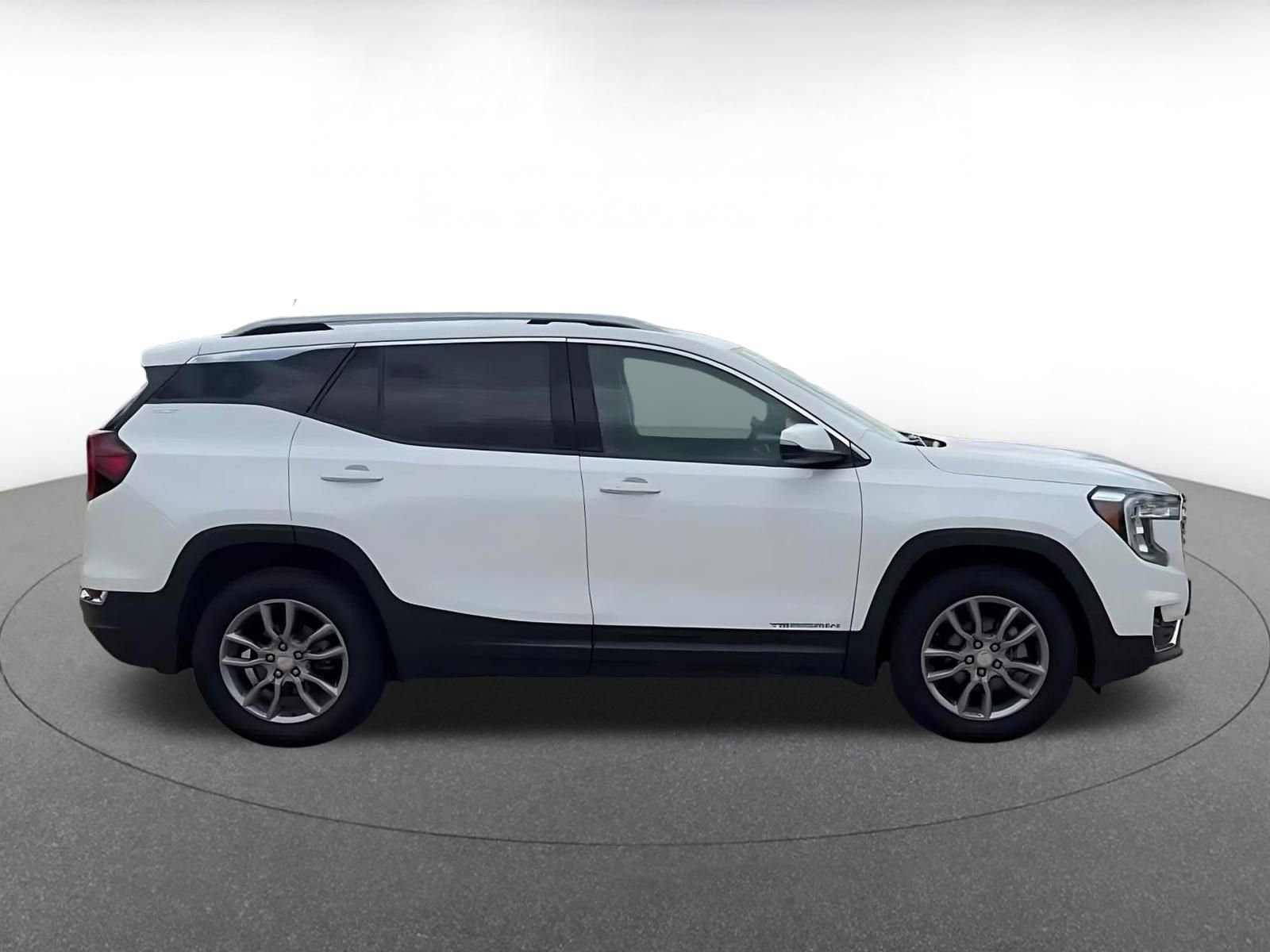 Thumbnail: 2024 GMC Terrain - 16