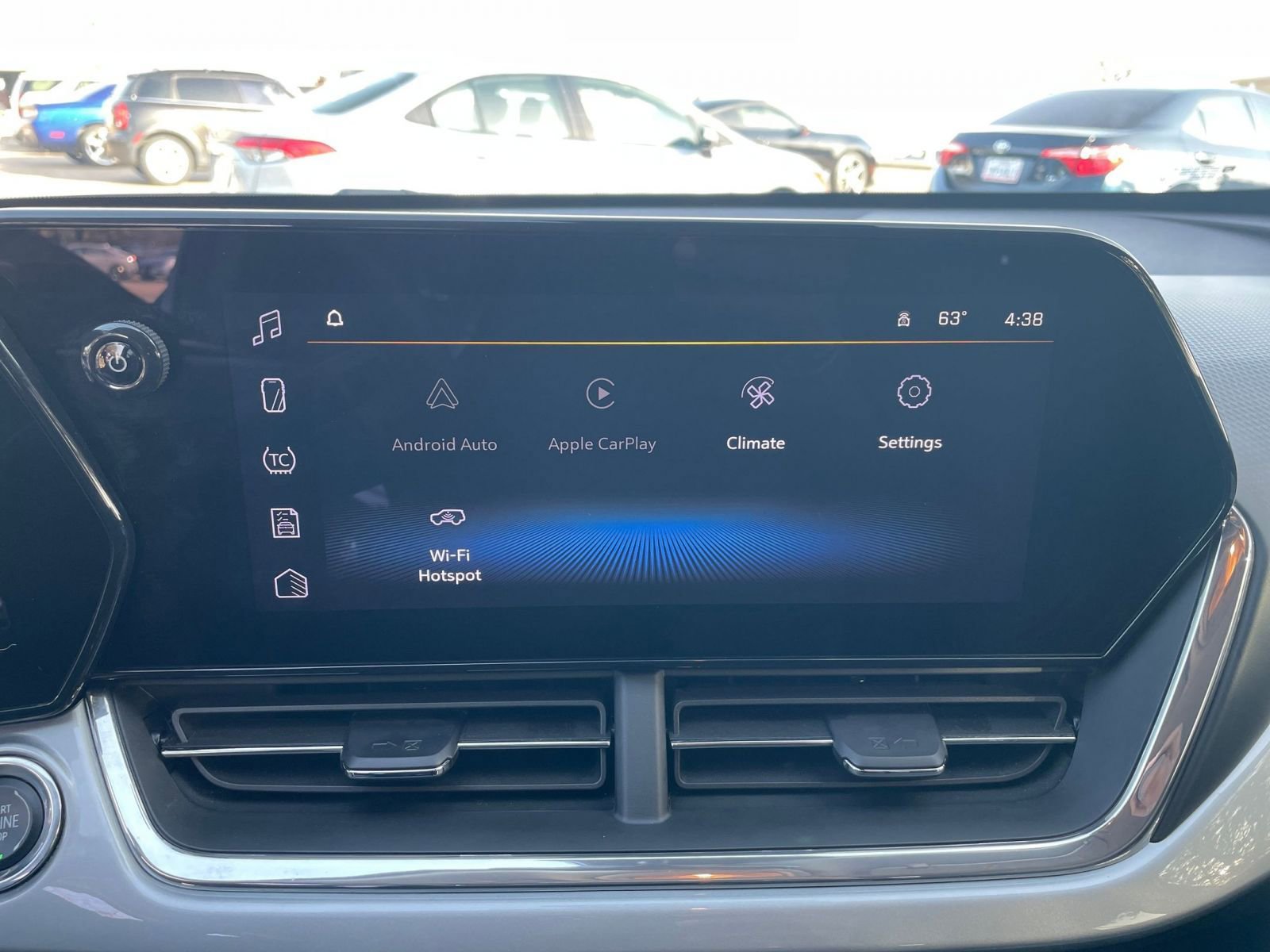 Thumbnail: 2025 Chevrolet Trax - 21