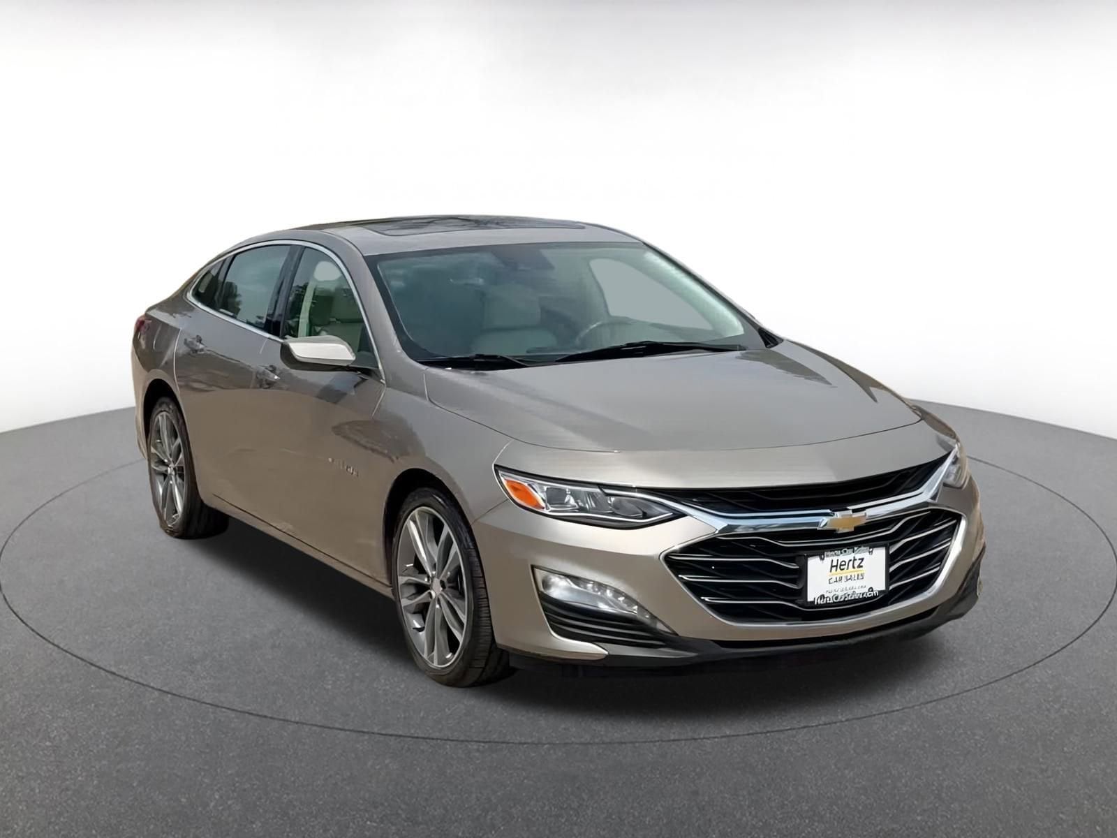 Thumbnail: 2024 Chevrolet Malibu - 3
