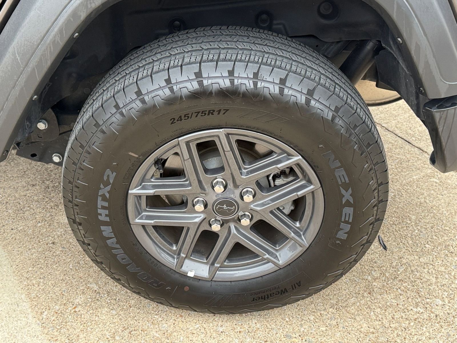 Thumbnail: 2025 Jeep Wrangler - 31