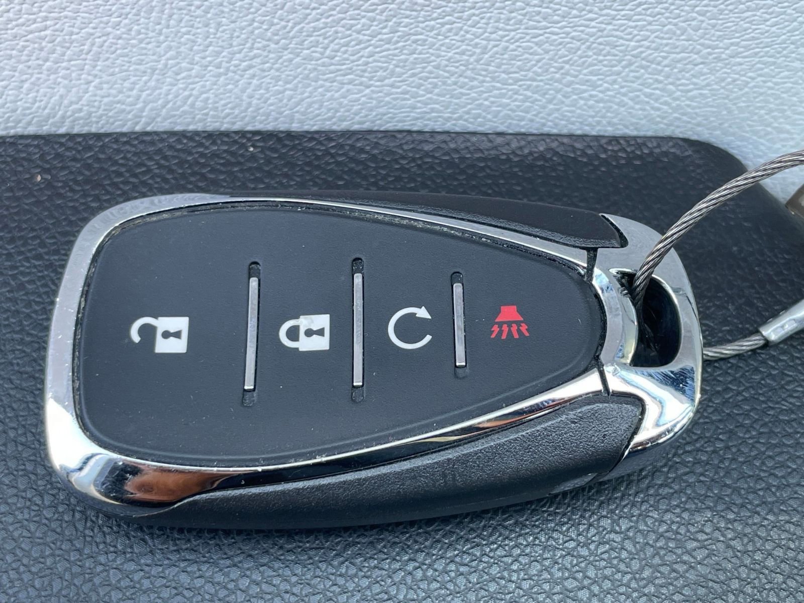 Thumbnail: 2025 Chevrolet Trax - 28