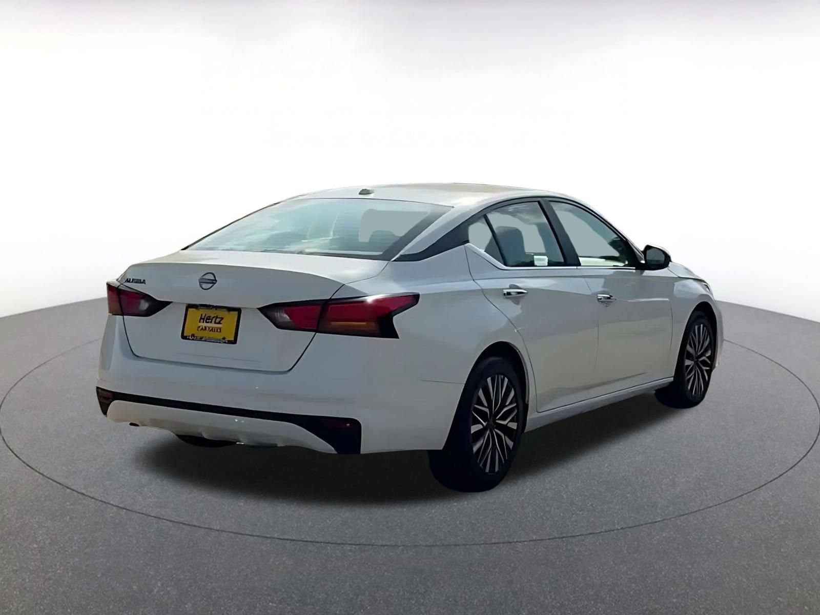 Thumbnail: 2025 Nissan Altima - 11