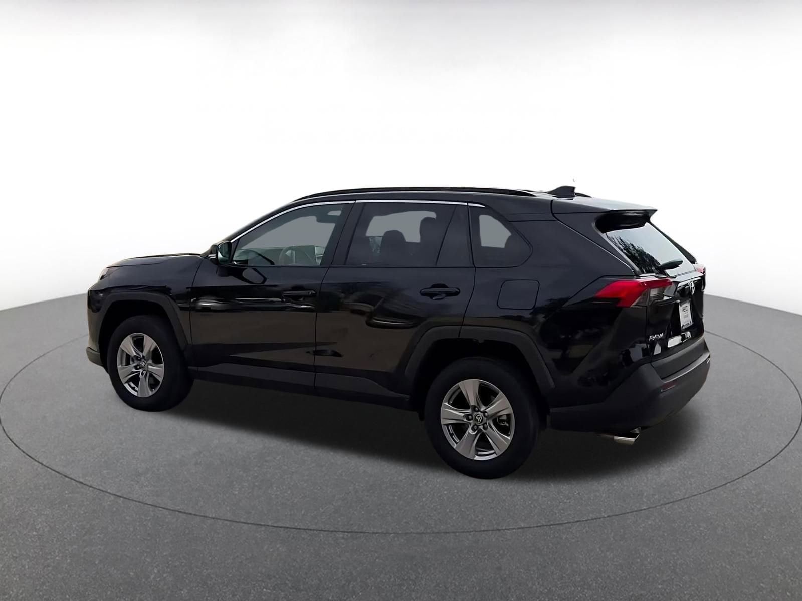 Thumbnail: 2025 Toyota RAV4 - 10