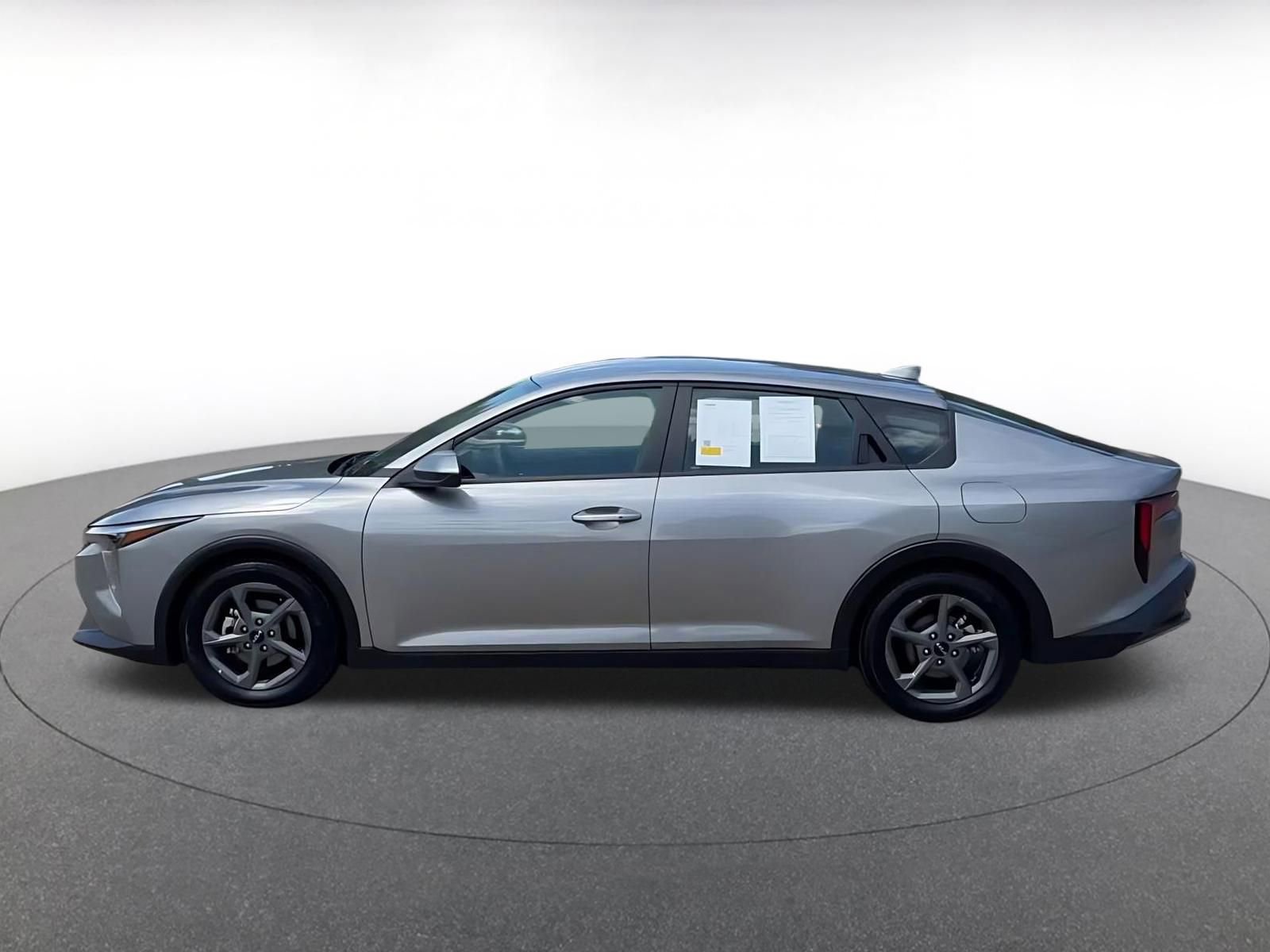Thumbnail: 2025 Kia K4 - 9