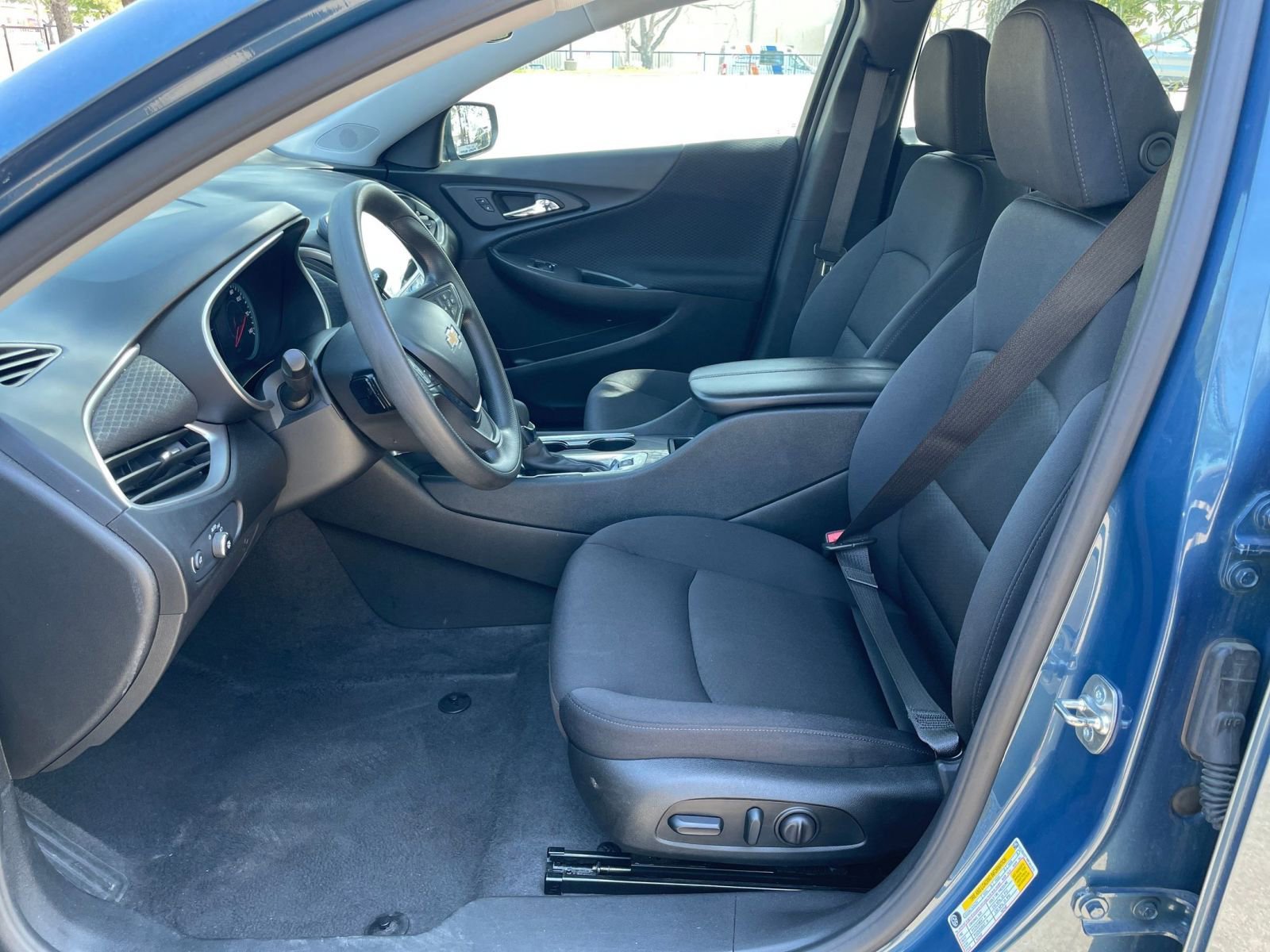 Thumbnail: 2024 Chevrolet Malibu - 30