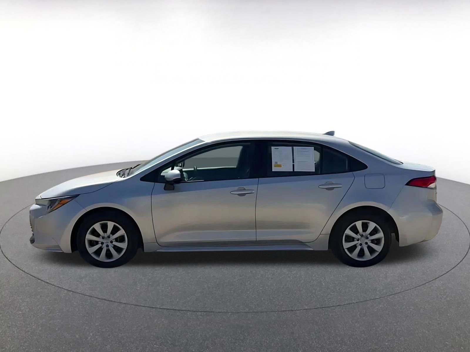 Thumbnail: 2025 Toyota Corolla - 9