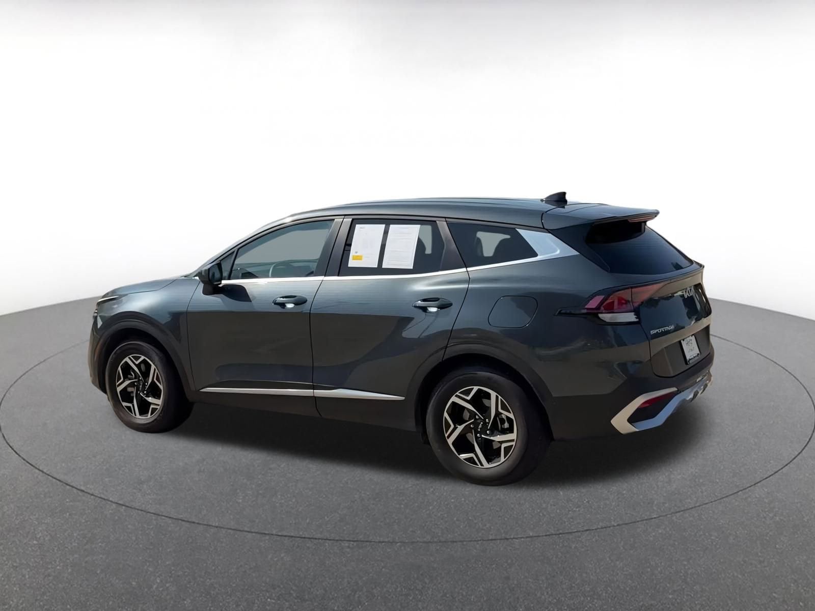 Thumbnail: 2024 Kia Sportage - 10