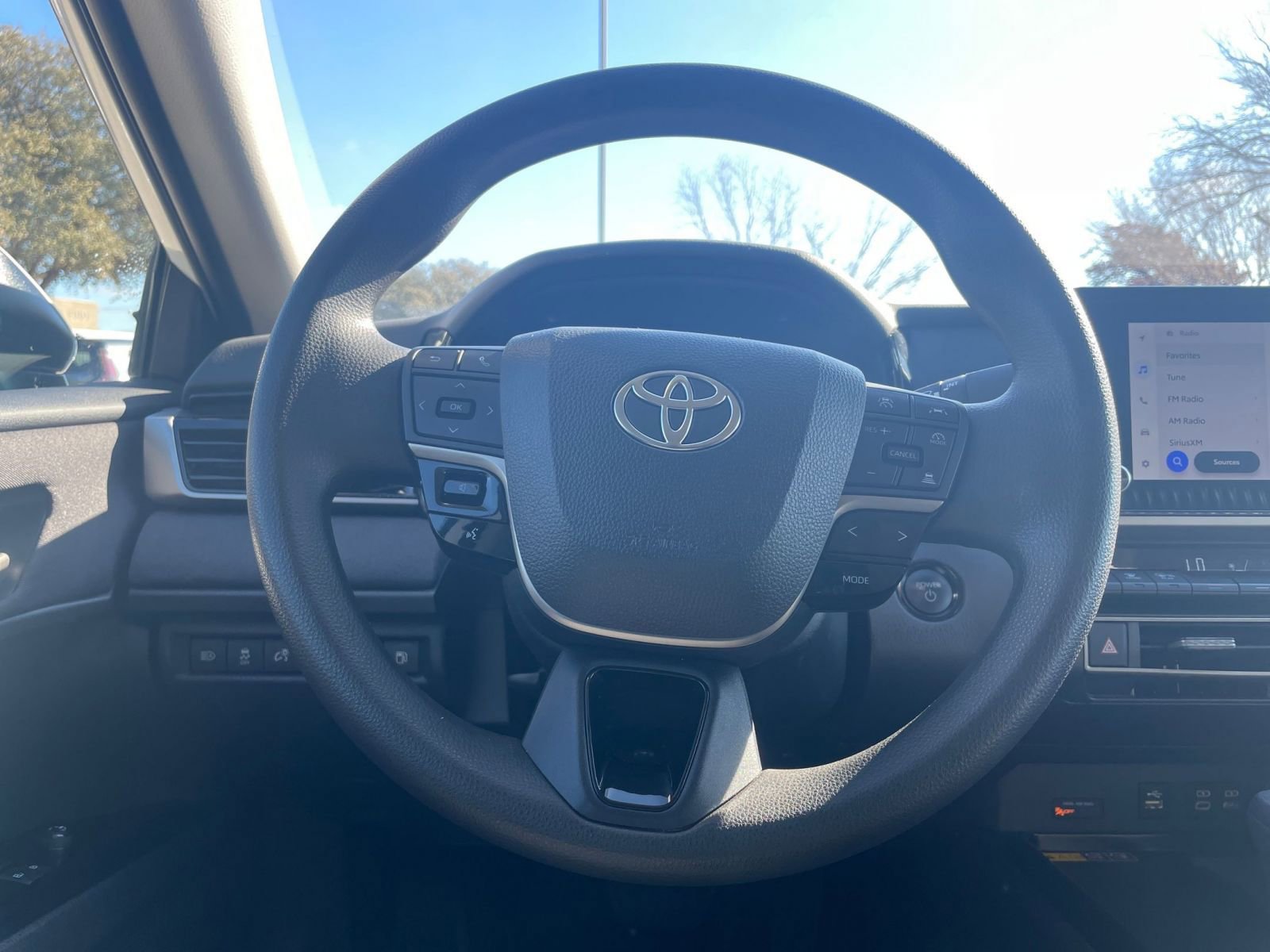 Thumbnail: 2025 Toyota Camry - 28