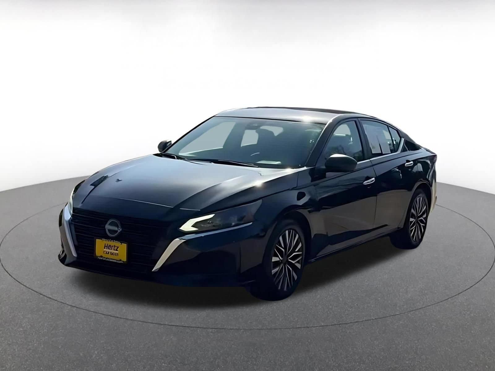Thumbnail: 2025 Nissan Altima - 7