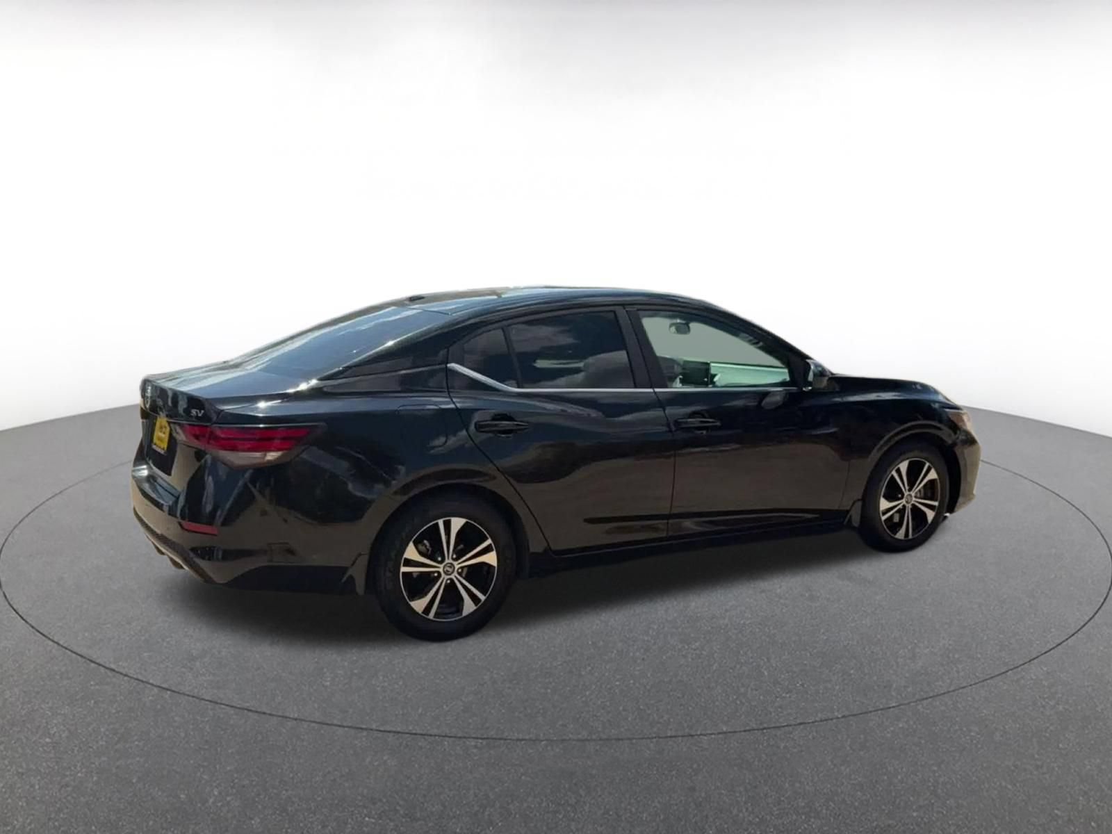 Thumbnail: 2021 Nissan Sentra - 14