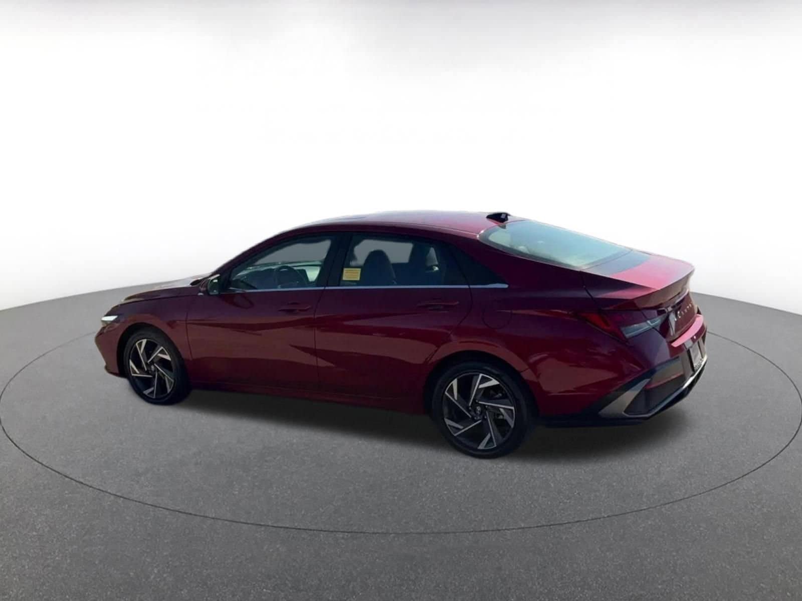 Thumbnail: 2025 Hyundai Elantra - 8