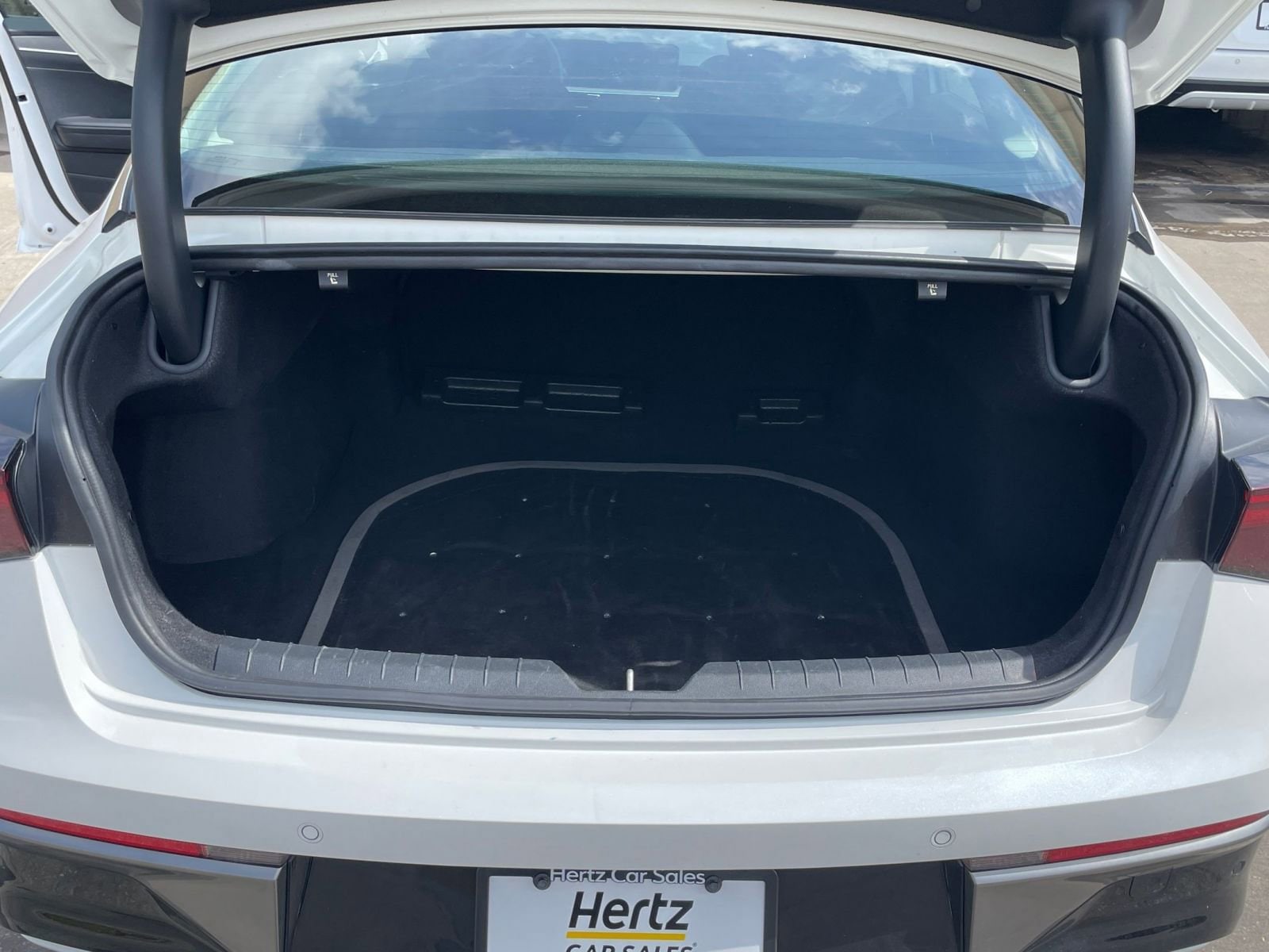 Thumbnail: 2025 Kia K5 - 34