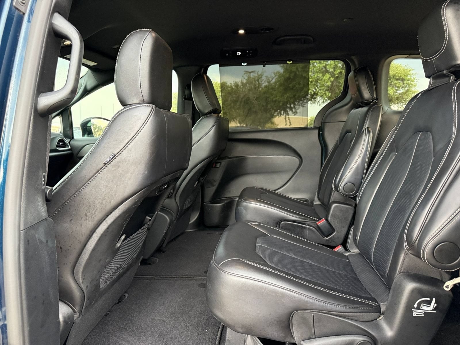Thumbnail: 2025 Chrysler Pacifica - 26