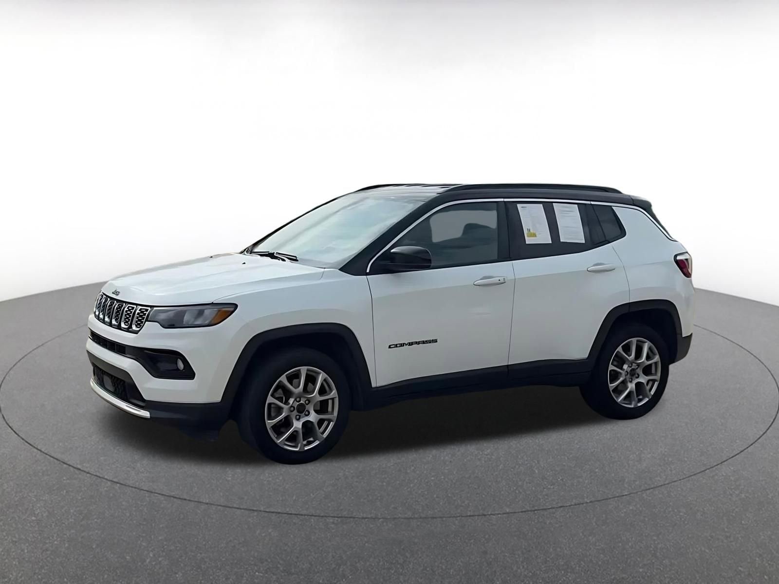 Thumbnail: 2025 Jeep Compass - 8