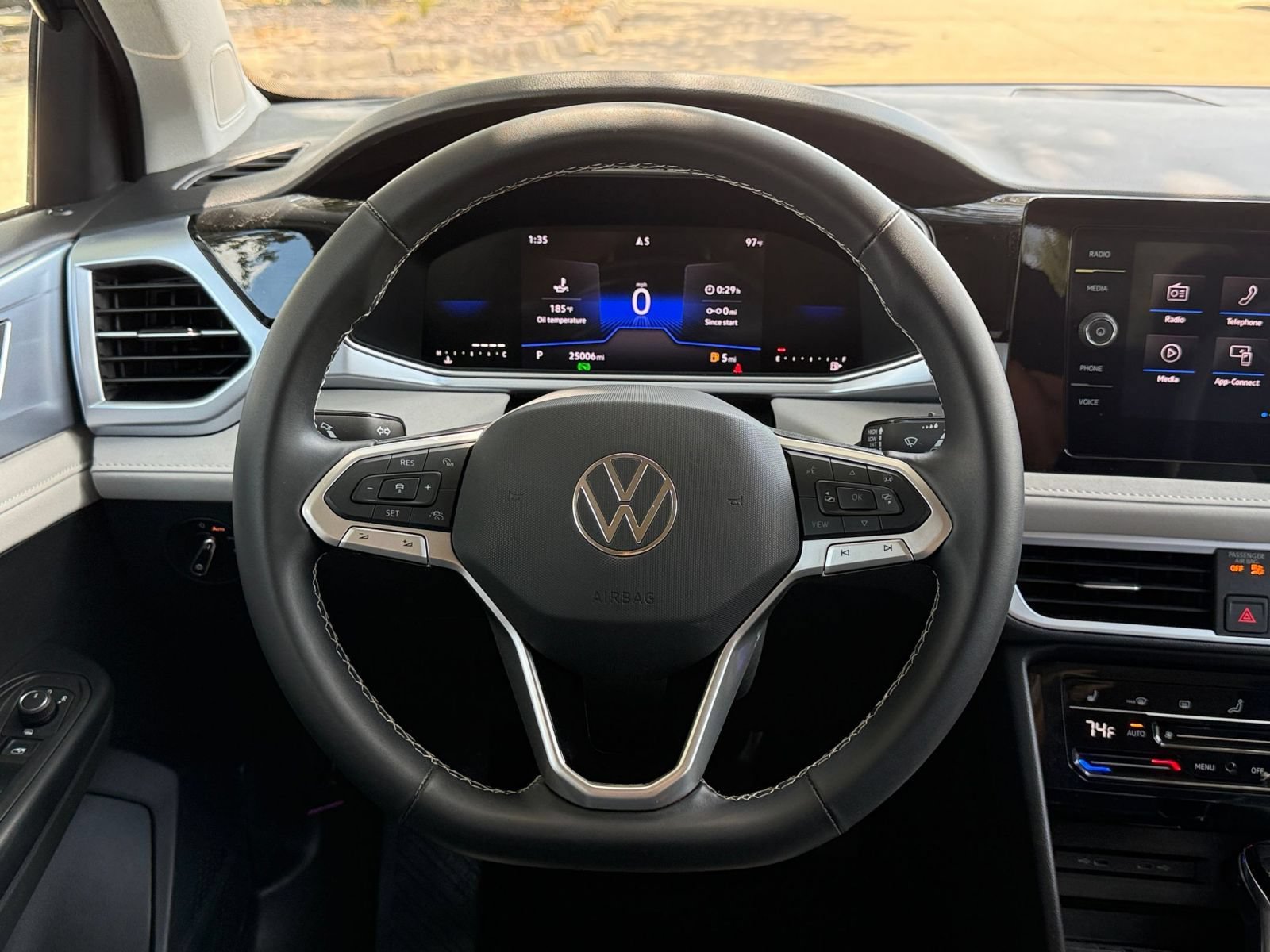 Thumbnail: 2025 Volkswagen Taos - 23