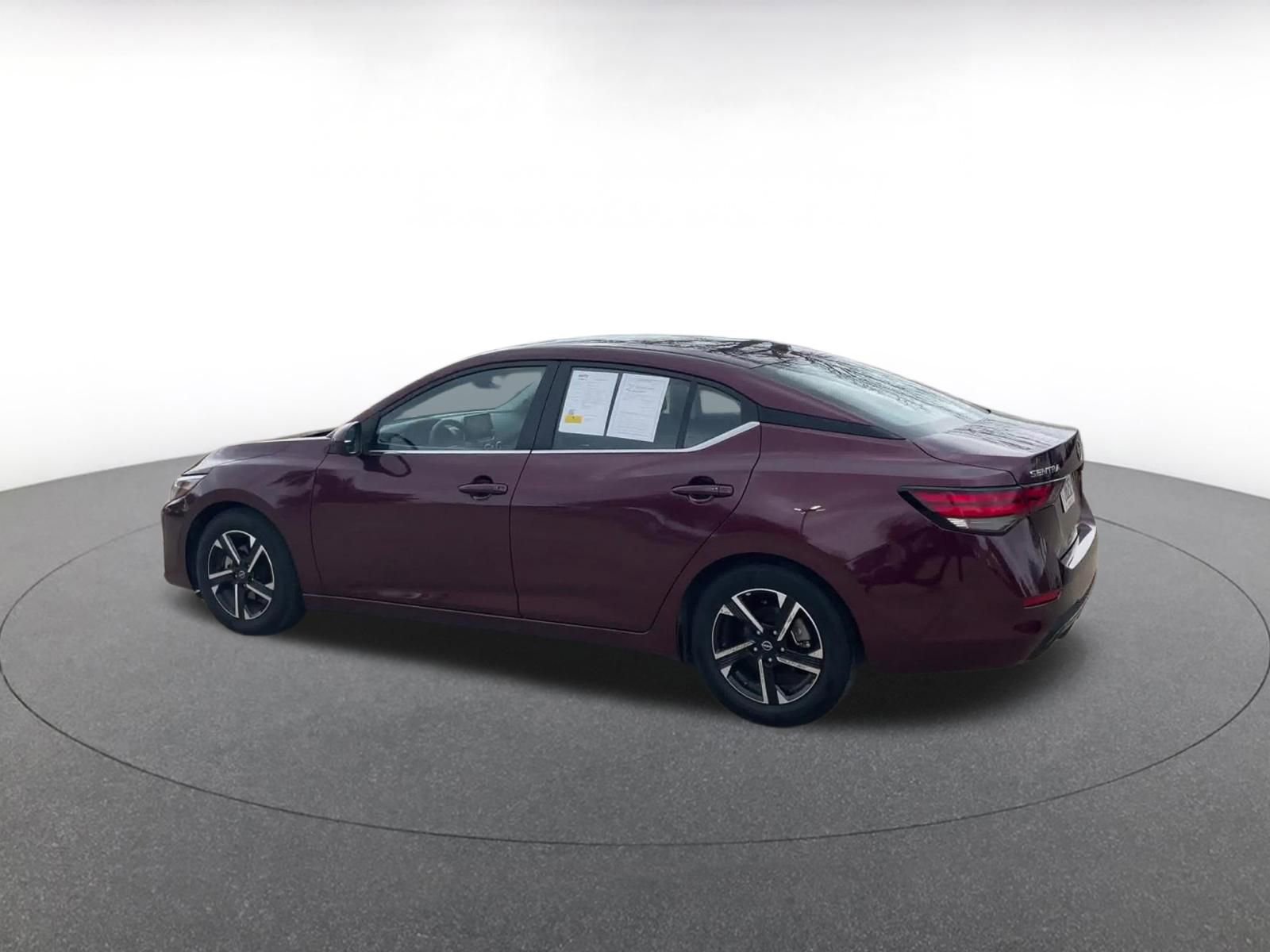 Thumbnail: 2025 Nissan Sentra - 10