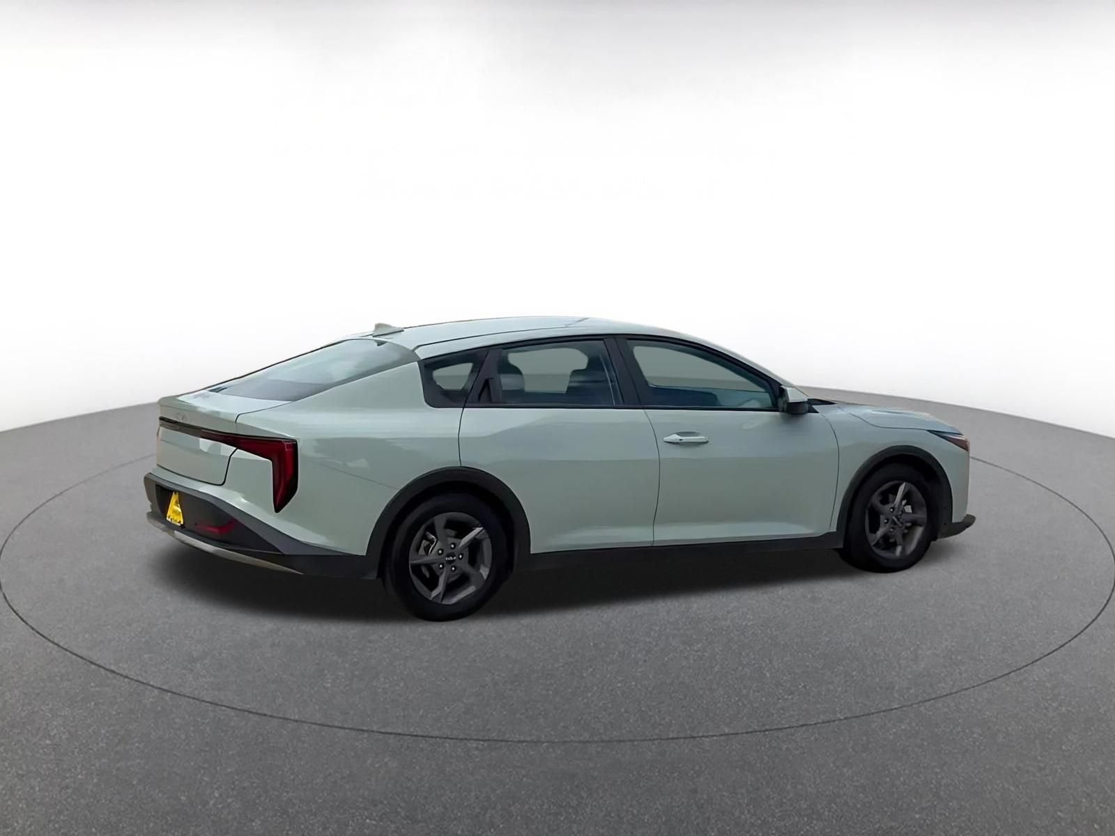 Thumbnail: 2025 Kia K4 - 12