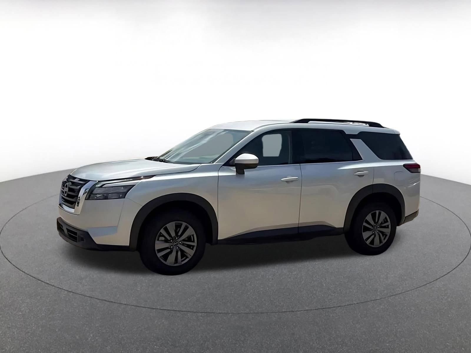 Thumbnail: 2025 Nissan Pathfinder - 8