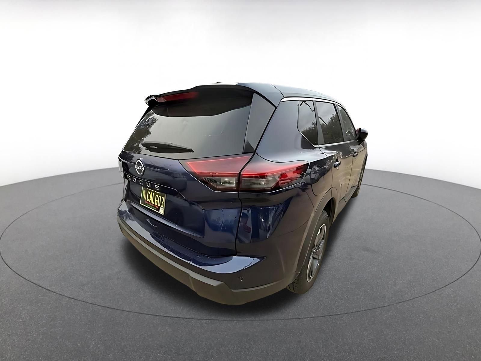 Thumbnail: 2025 Nissan Rogue - 4