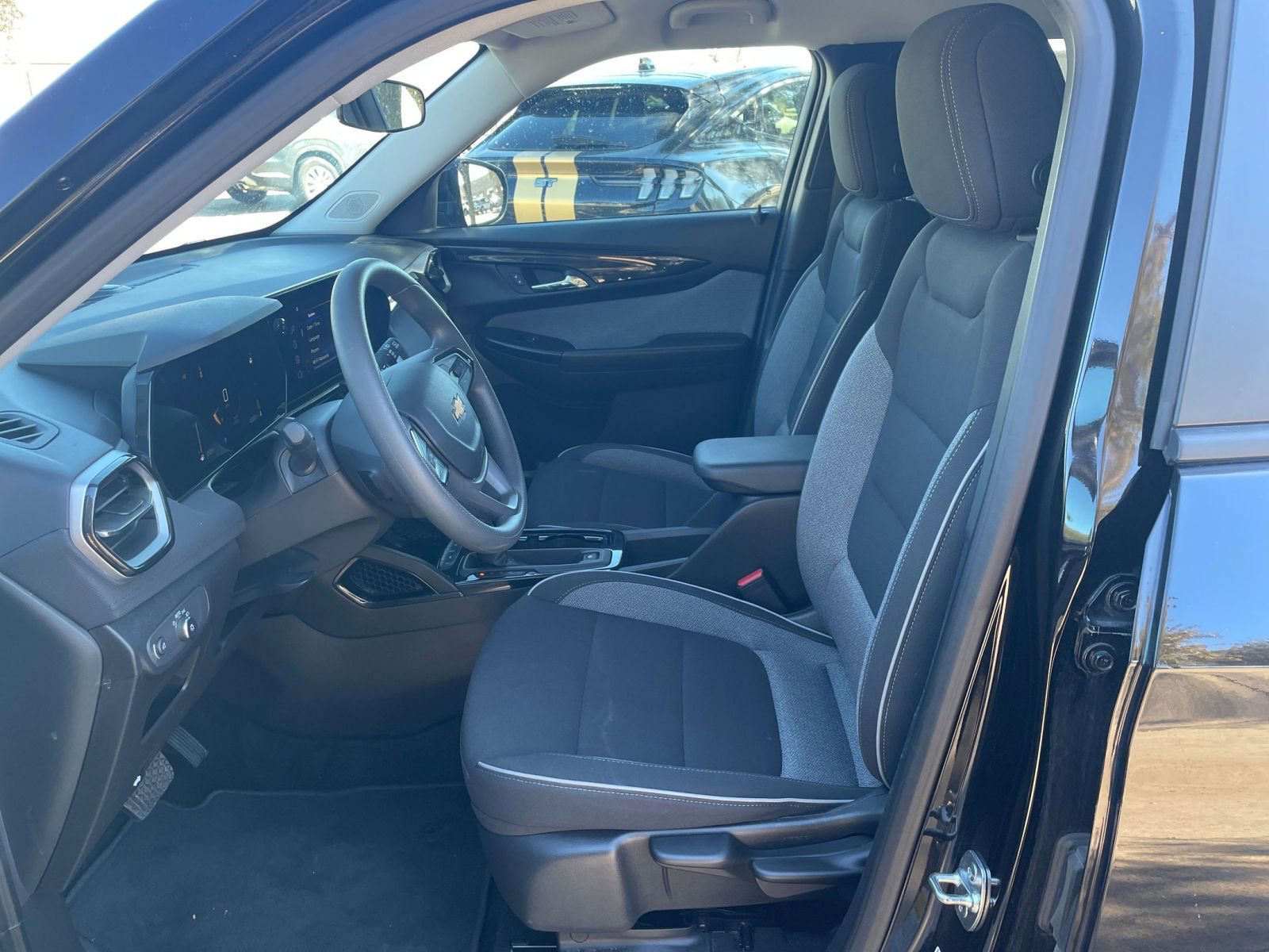 Thumbnail: 2025 Chevrolet TrailBlazer - 28